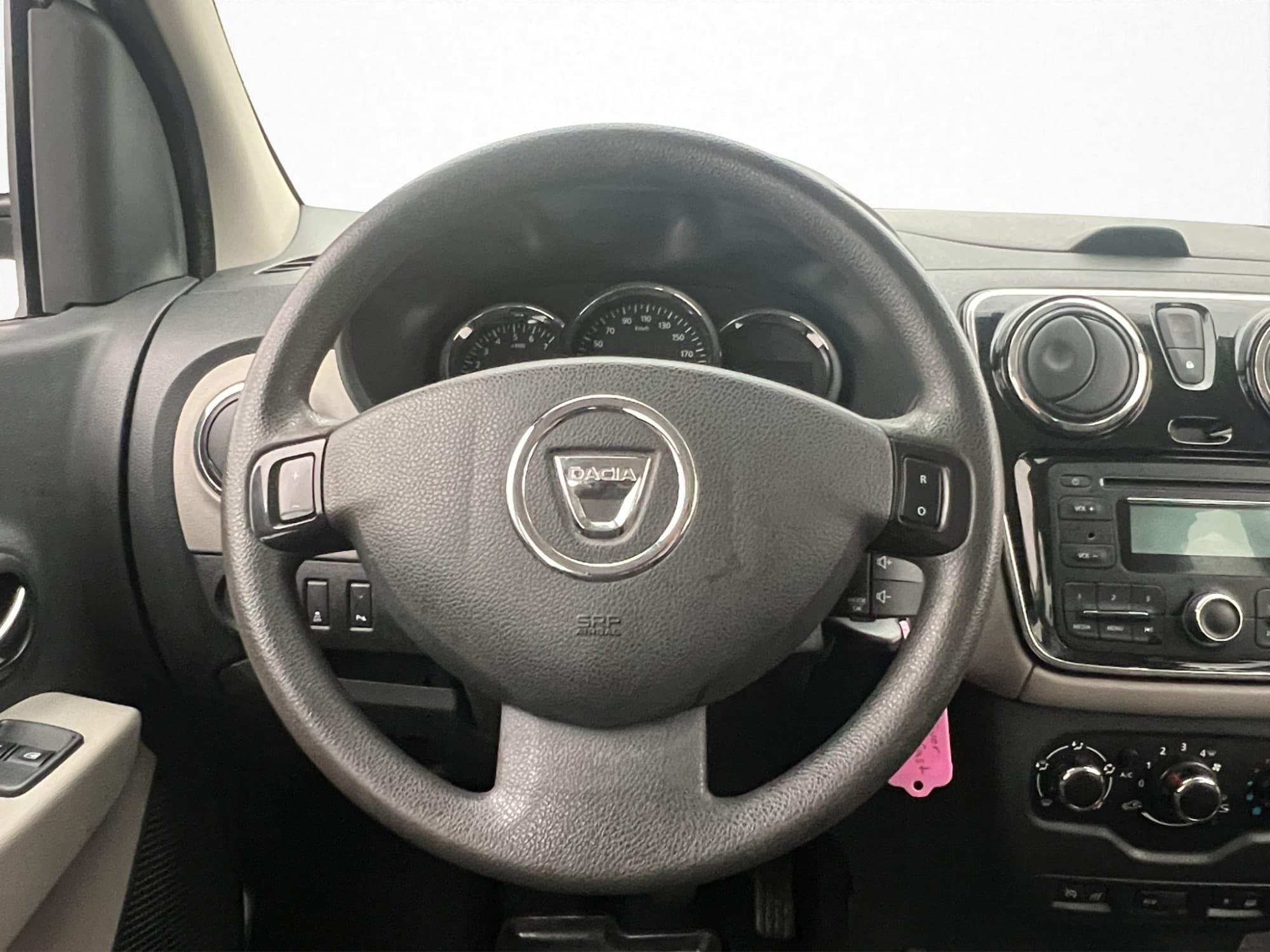 Dacia Lodgy 115hk 7-Sits Motorvärmare P-Sensorer Dragkrok