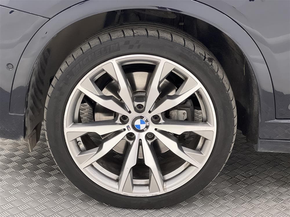 BMW X4 M40i 360hk M-Sport T-lucka 360° H/K HUD Navi Draginteriör