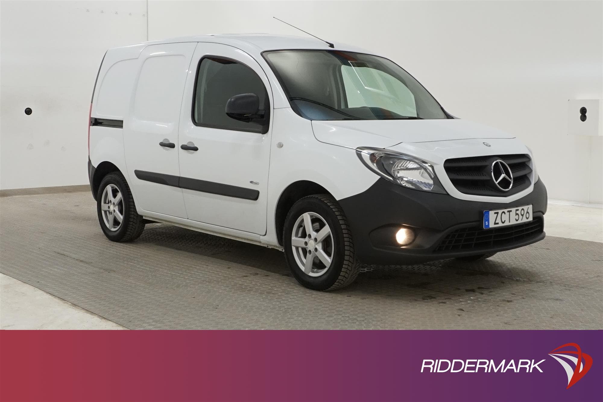 Mercedes-Benz Citan 109CDI 3-sits Eu6 V-inredd Dragkrok
