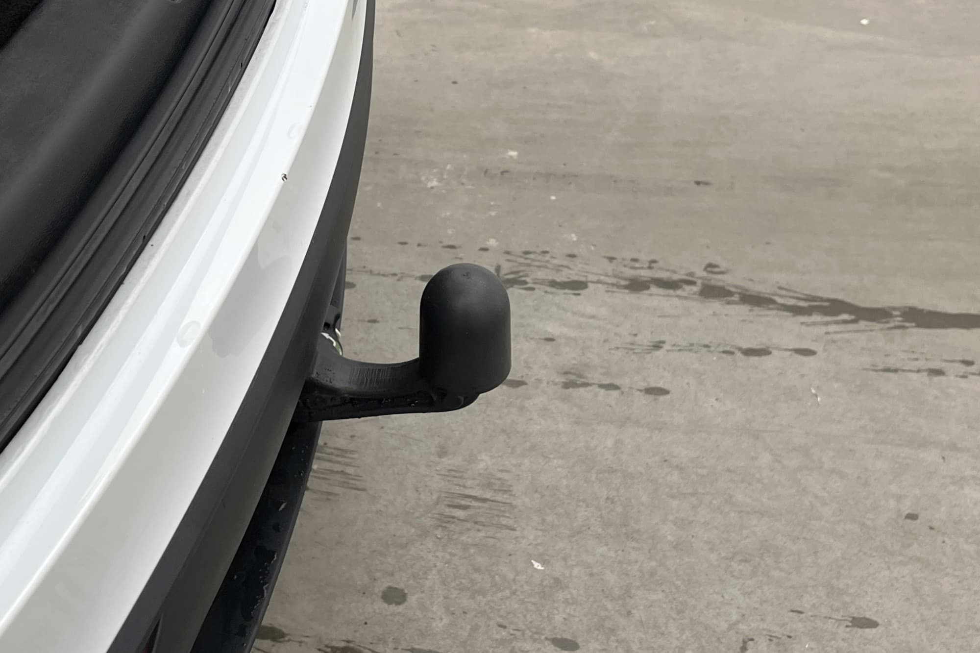 Tesla Model Y Performance AWD Dragkrok Autopilot MOMS