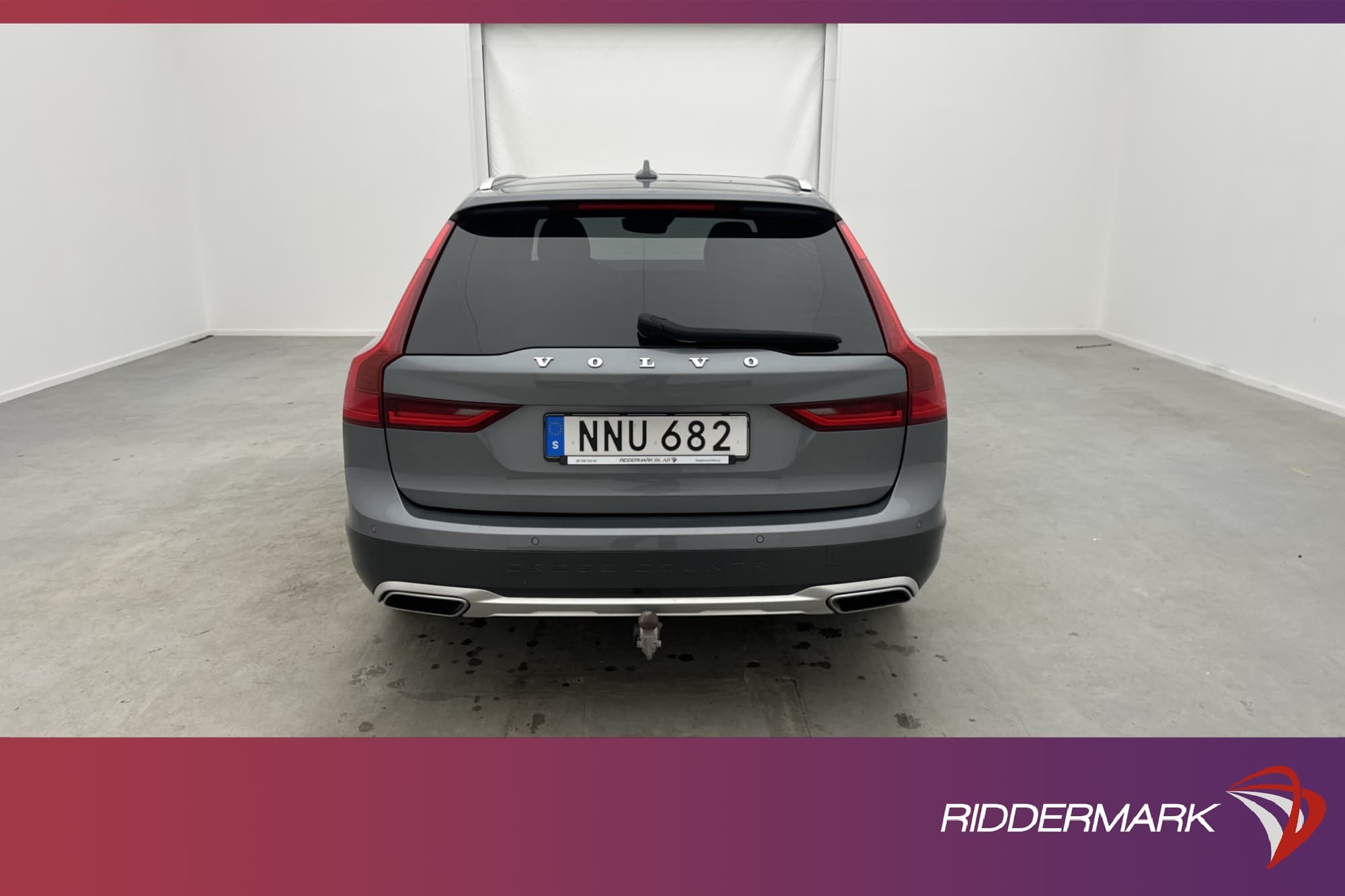 Volvo V90 Cross Country D4 AWD