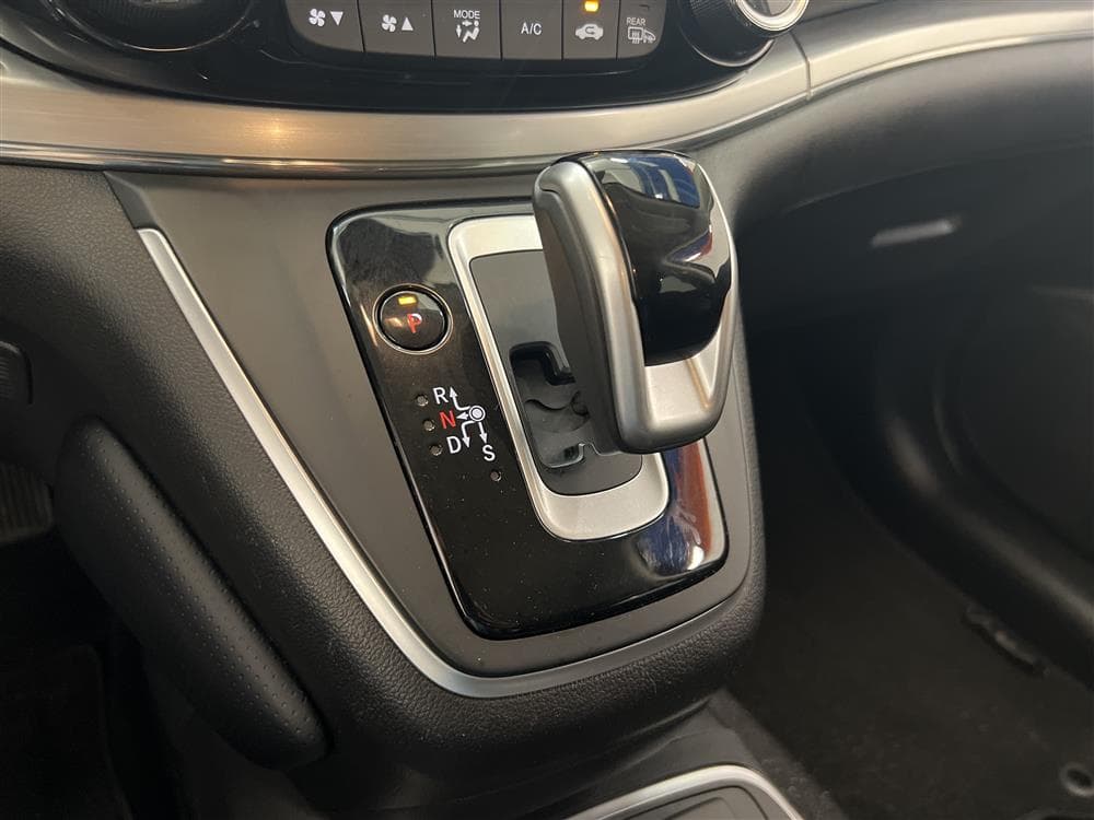 Honda CR-V 1.6 i-DTEC 4WD 160hk Skinn/Alcantara B-Kam Draginteriör