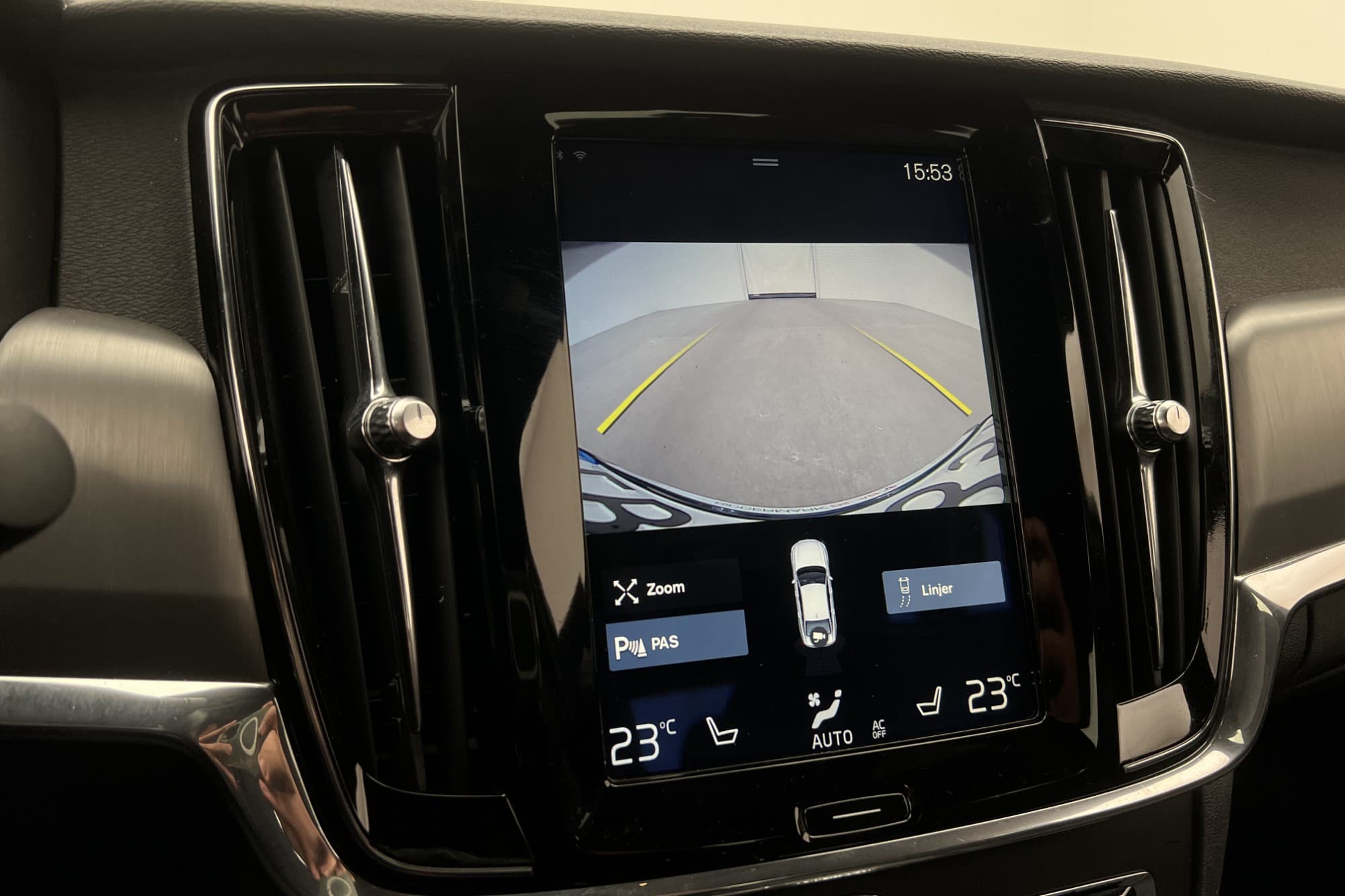 Volvo S90 T5 250hk Momentum VOC D-Värmare Kamera Rattvärme