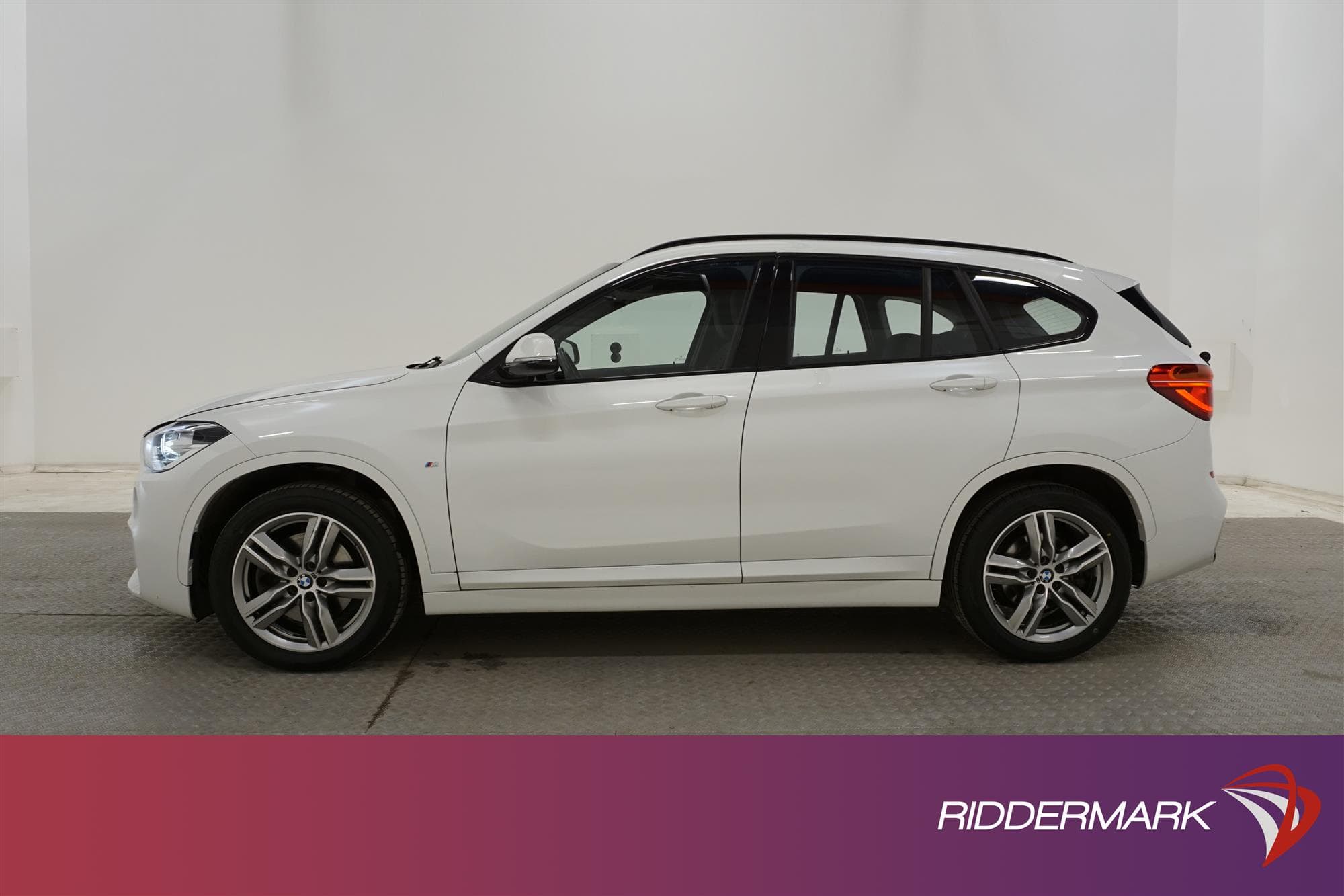 BMW X1 sDrive20i 192hk