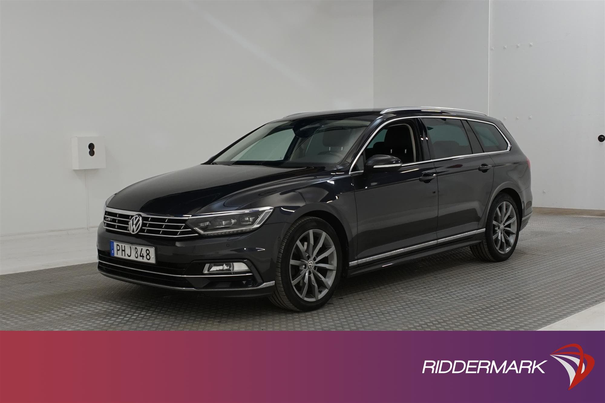 Volkswagen Passat 2.0 TSI 220hk