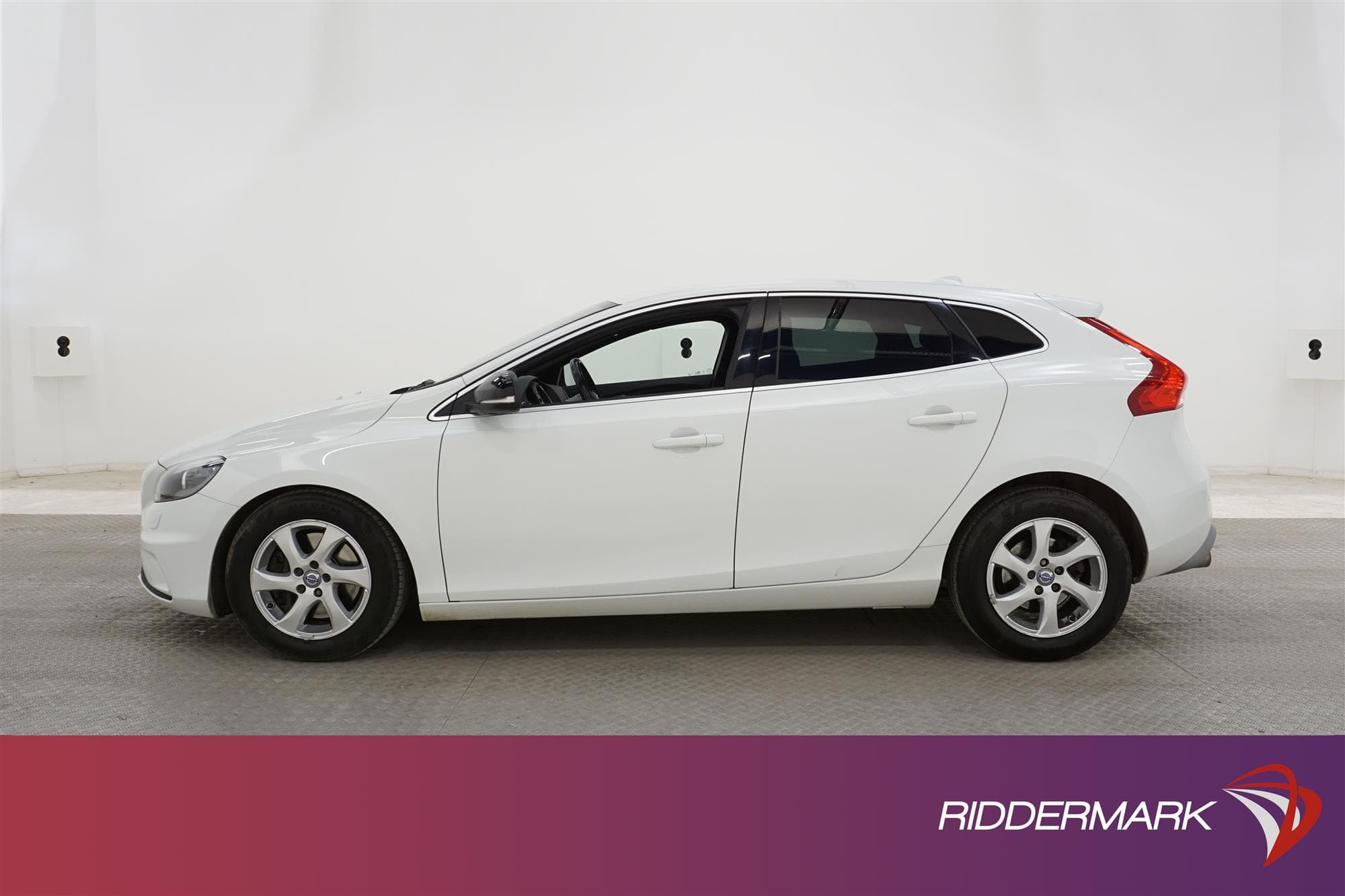 Volvo V40 D2 120hk R-Design Värmare Navi Välserv 0,38l/mil