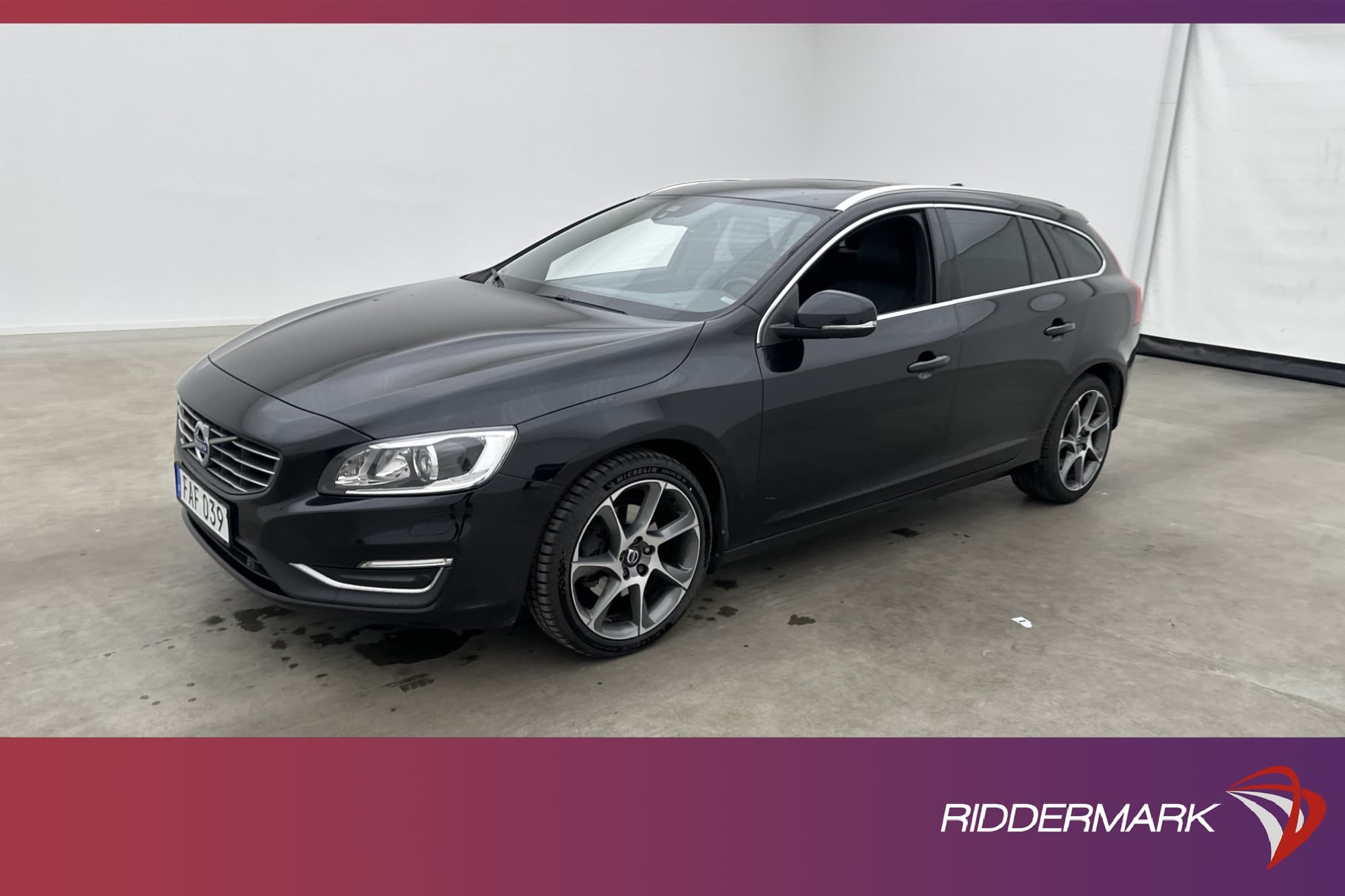 Volvo V60 D4 181hk Ocean Race VOC Taklucka Värm Navi Skinn