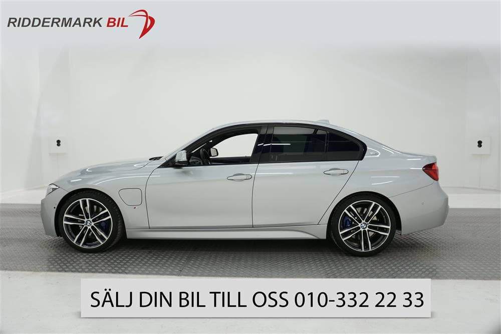 BMW 330e Sedan 252hk