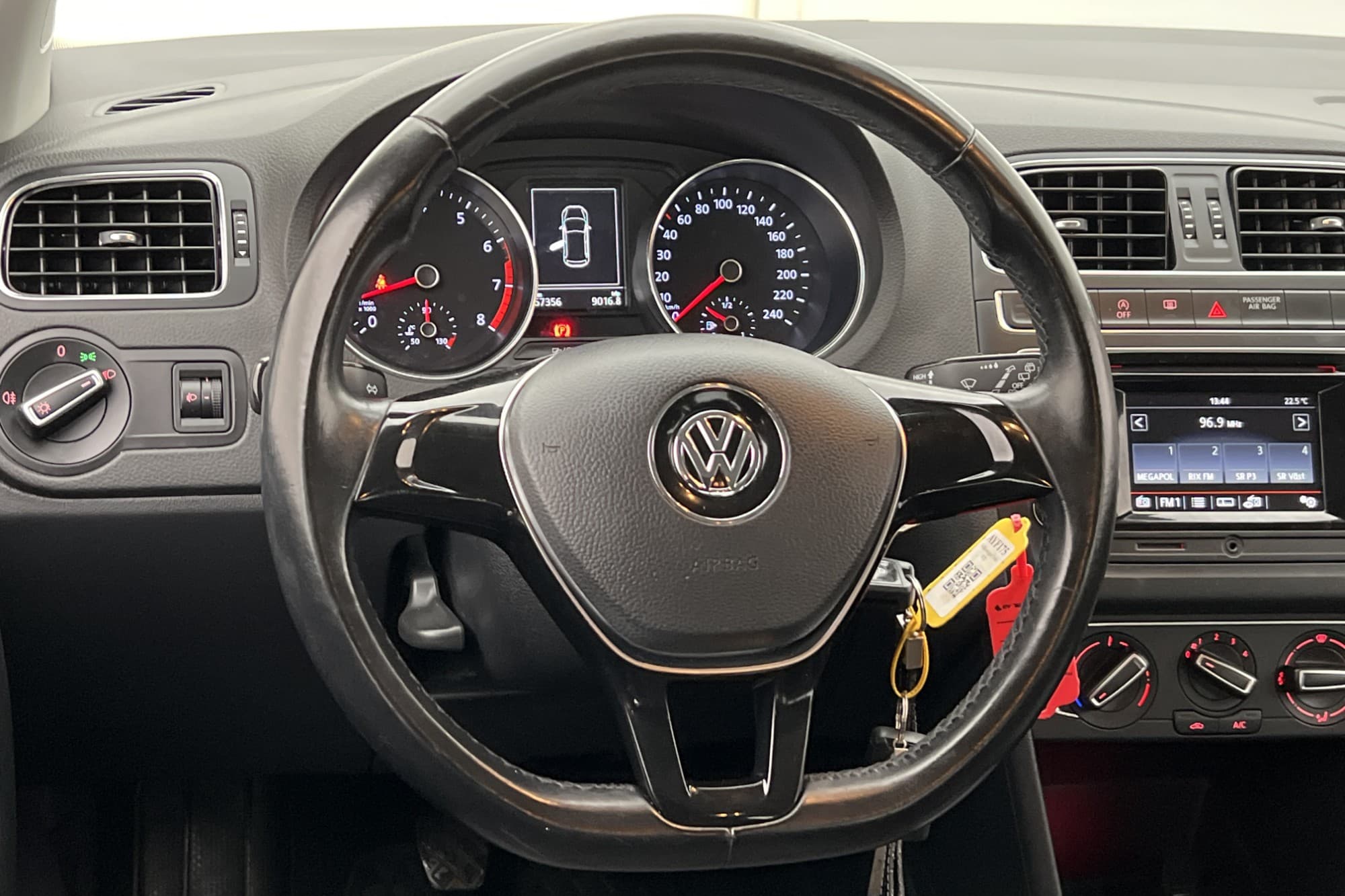 Volkswagen Polo 1.2 TSI 90hk Masters Två-brukare Bluetooth
