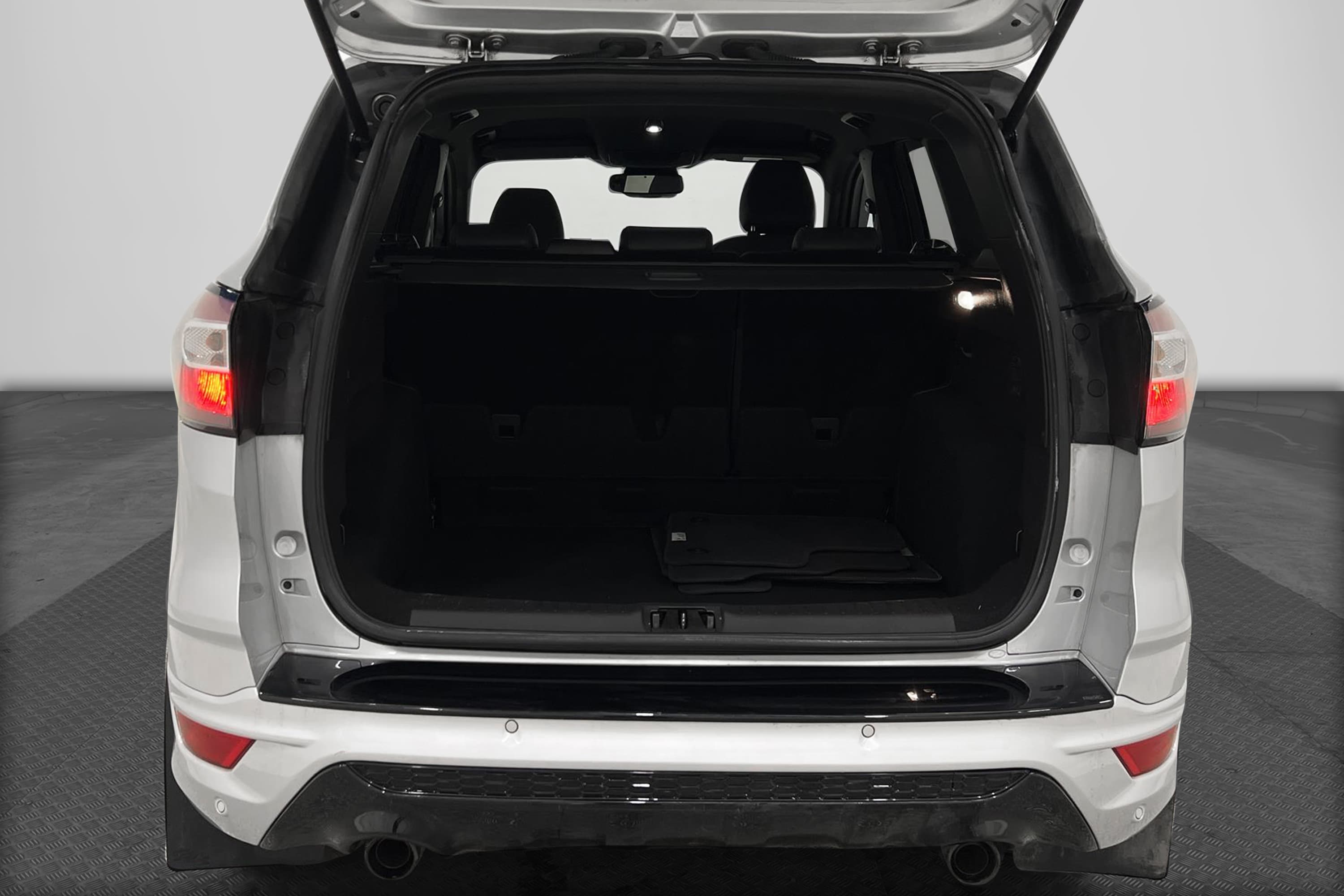 Ford Kuga 1.5 EcoBoost 150hk ST-Line Värmare Kamera En-bruk