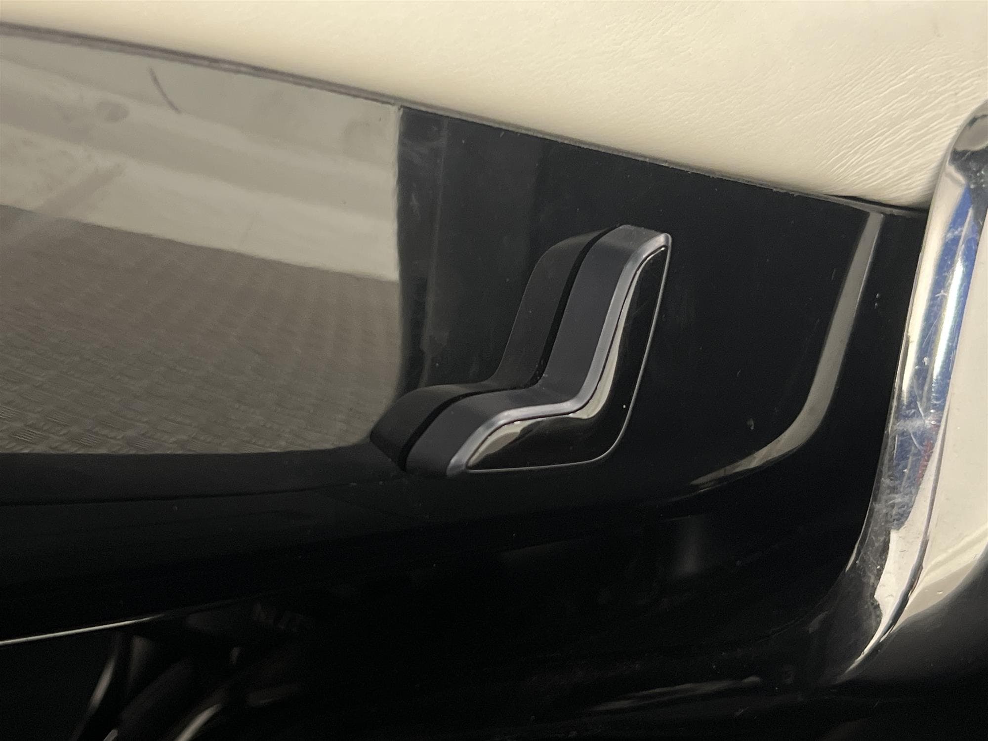 Tesla Model X 90D AWD 423hk 6Sits FRI SUPERCHARGE Drag Moms interiör