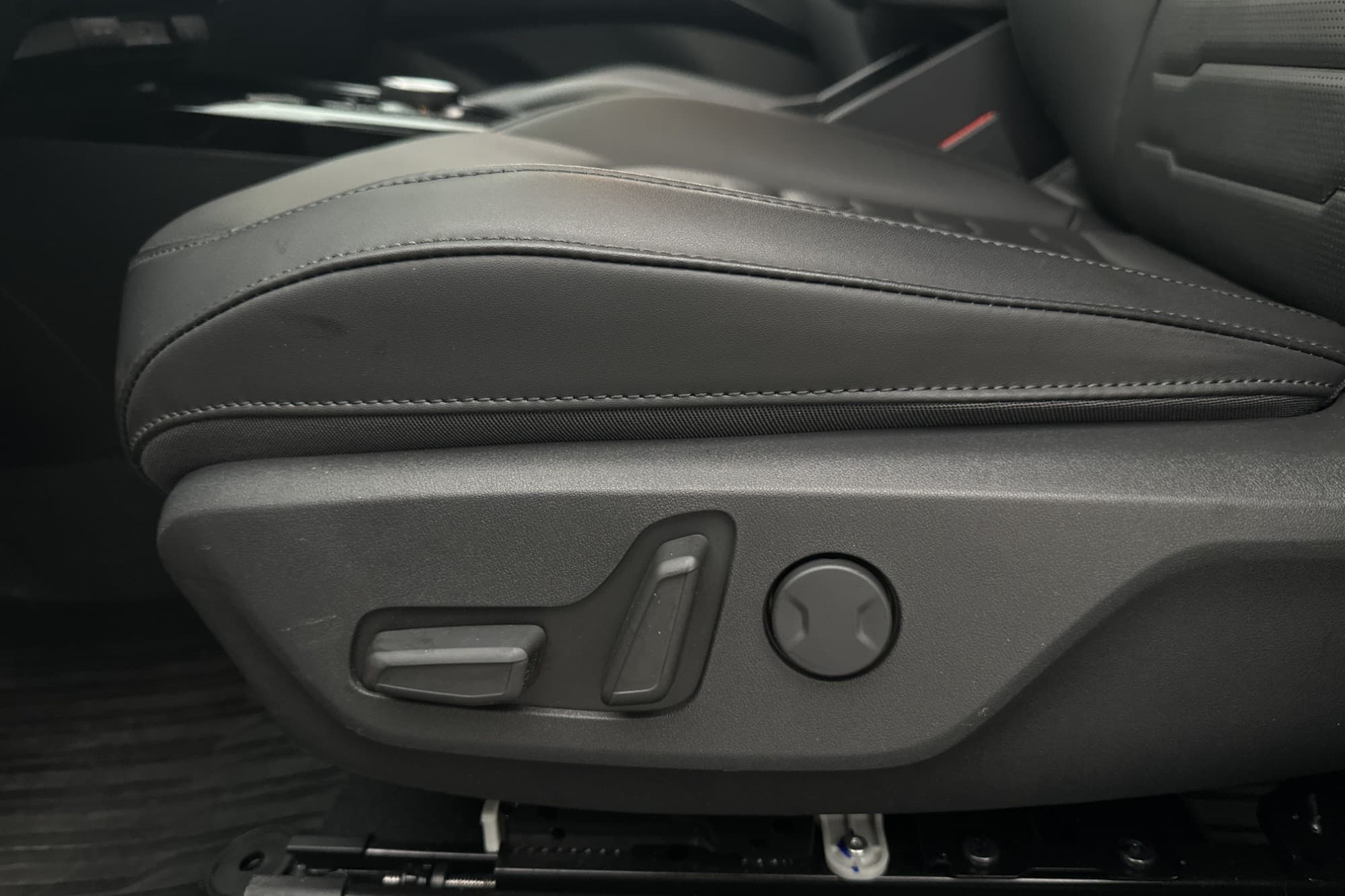 Kia Niro Hybrid 141hk Advance Kamera H/K CarPlay Skinn