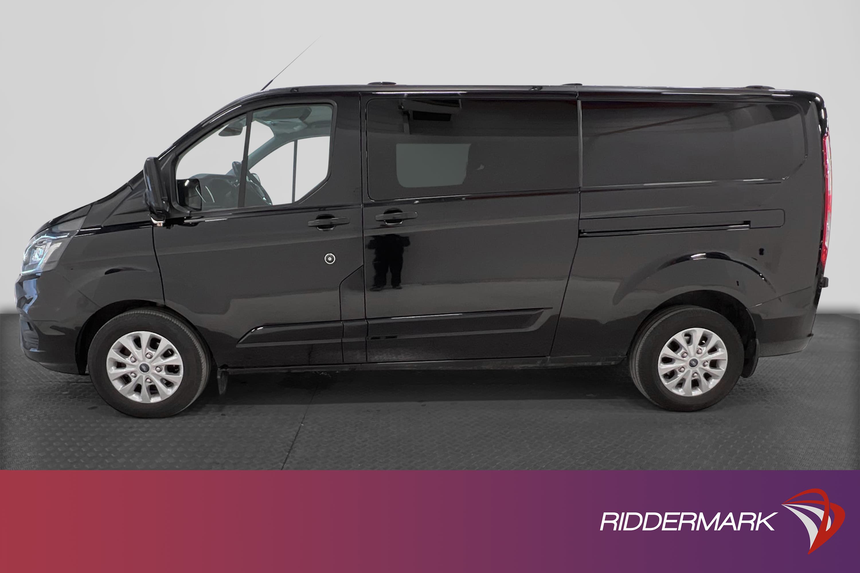 Ford Transit Custom CrewVan Automat 170hk Drag Värmare Moms