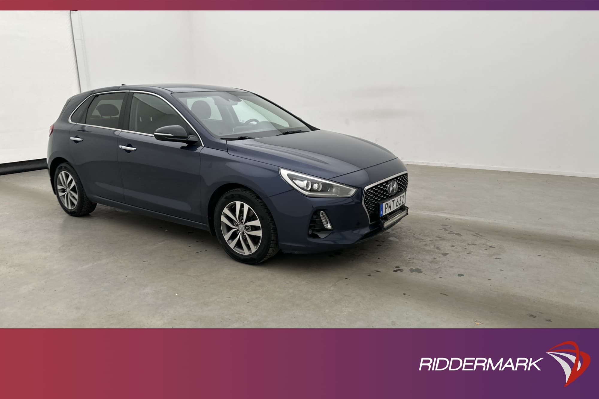 Hyundai i30 1.6 T-GDi 140hk Comfort M&K-Värm Kamera Navi 