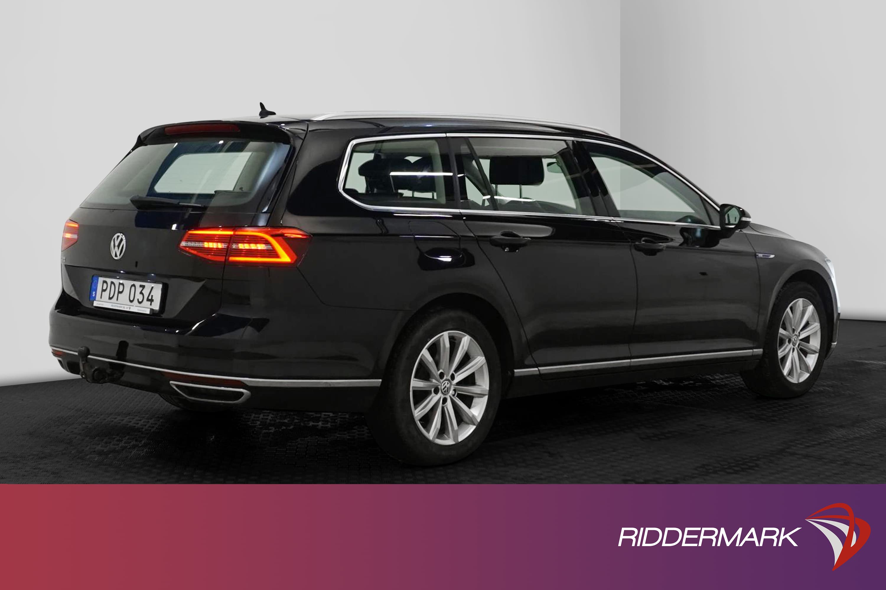 Volkswagen Passat GTE 218hk Executive Värmare Drag Kamera