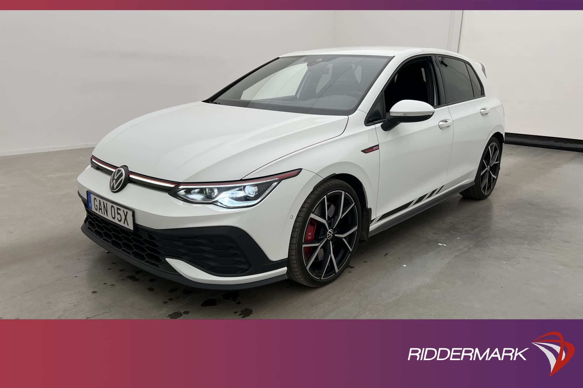 Volkswagen Golf GTI Clubsport 300hk