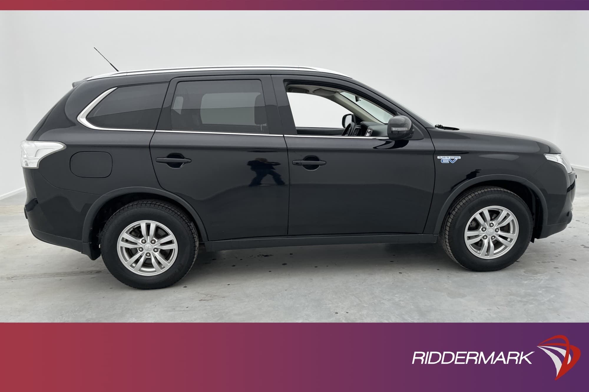 Mitsubishi Outlander PHEV 4WD 203hk