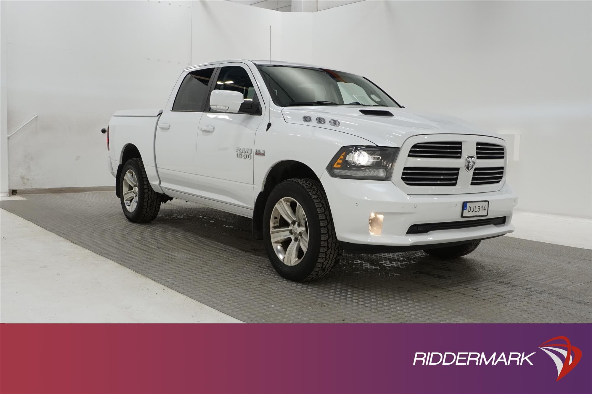 Dodge Ram Sport 5.7 Hemi V8 4WD 401hk Luftfjädring Moms