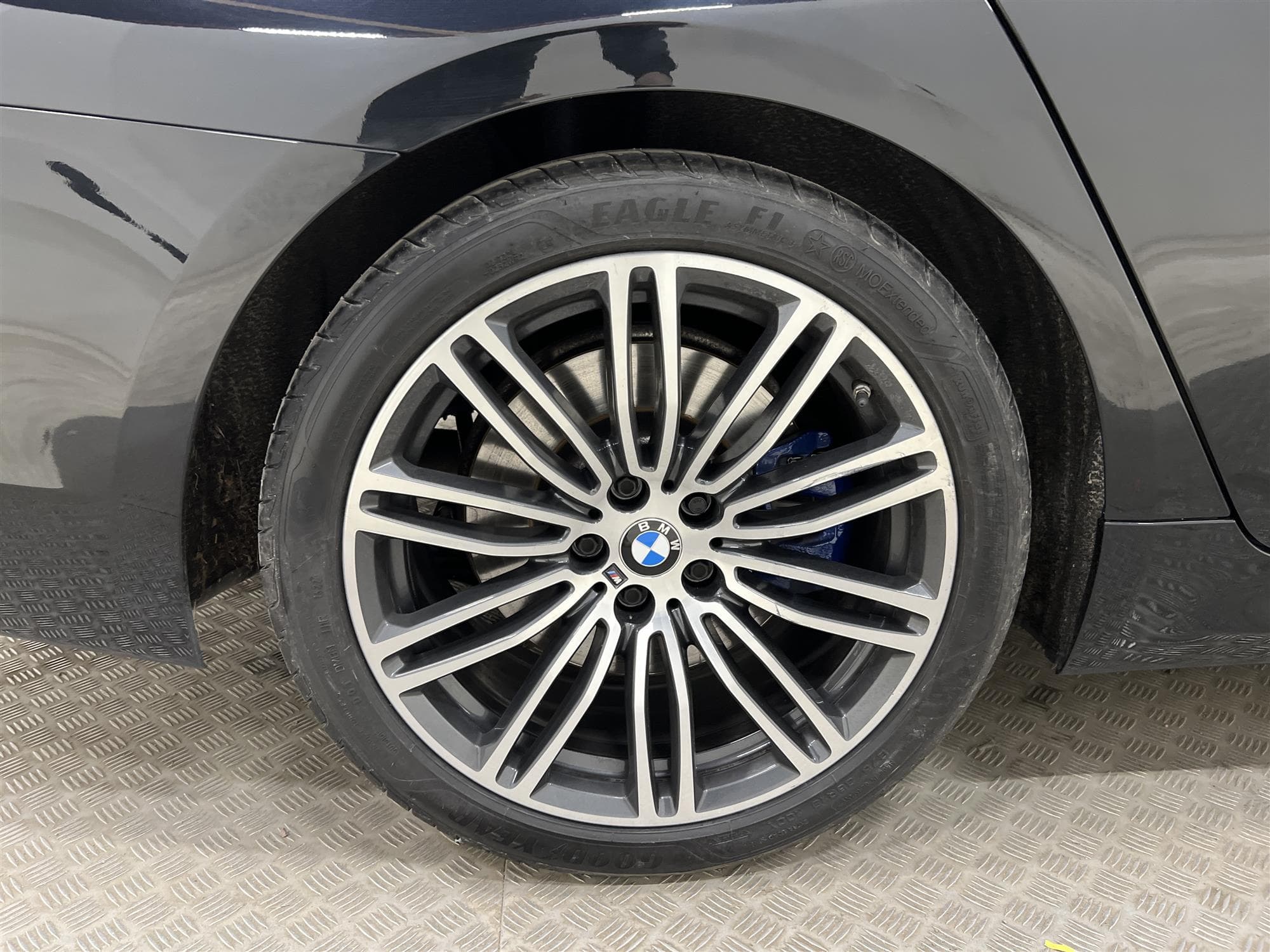 BMW 530i xDrive 252hk M Sport 360 Drag Display Key 