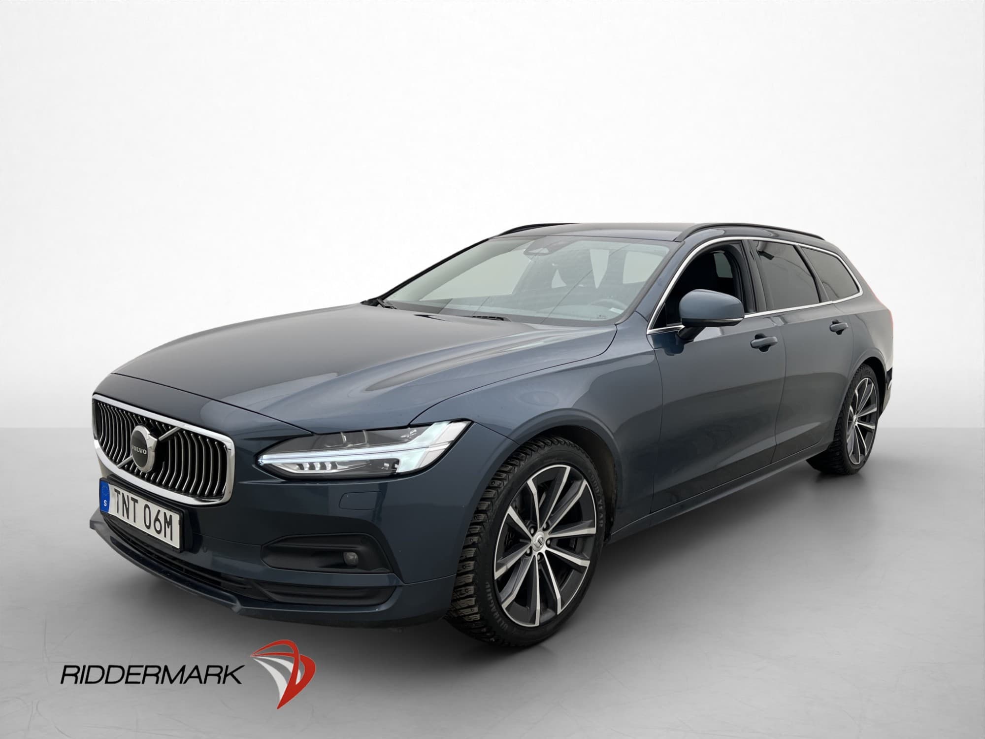 Volvo V90 B4 AWD 197hk H/K Kamera Värmare Dragkrok Skinn