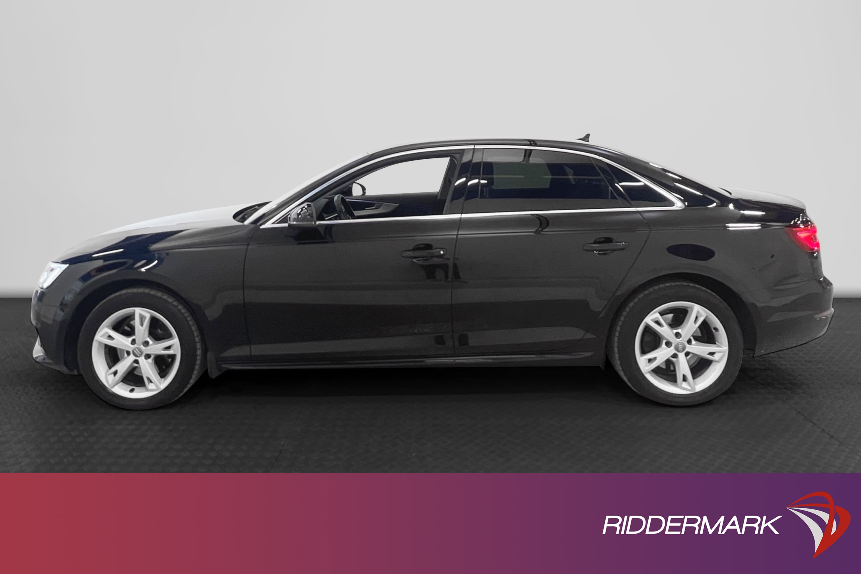 Audi A4 Sedan 40 TFSI 190hk