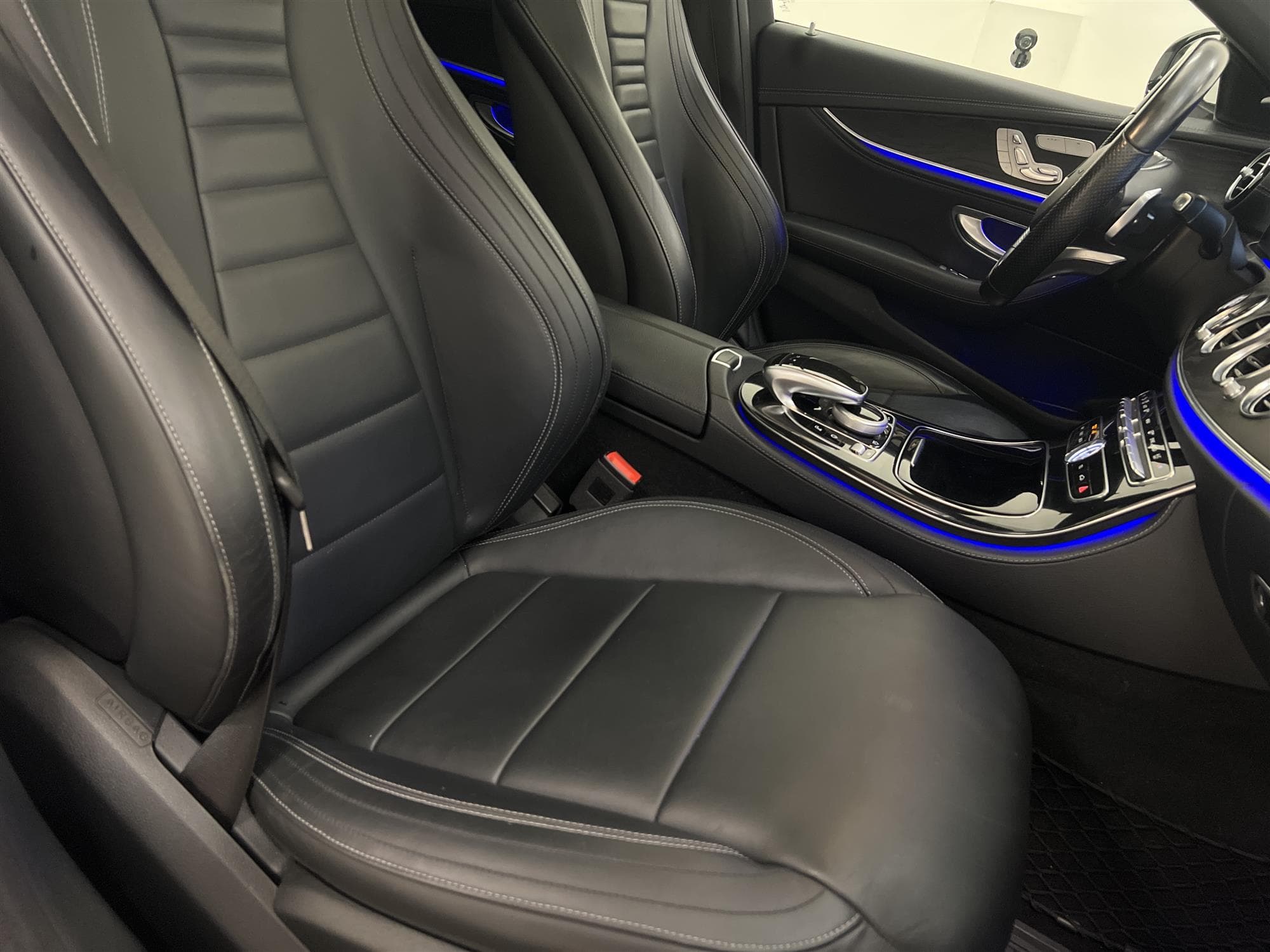 Mercedes-Benz E 220 T d 194hk AMG Pano Burmester 360° HUD