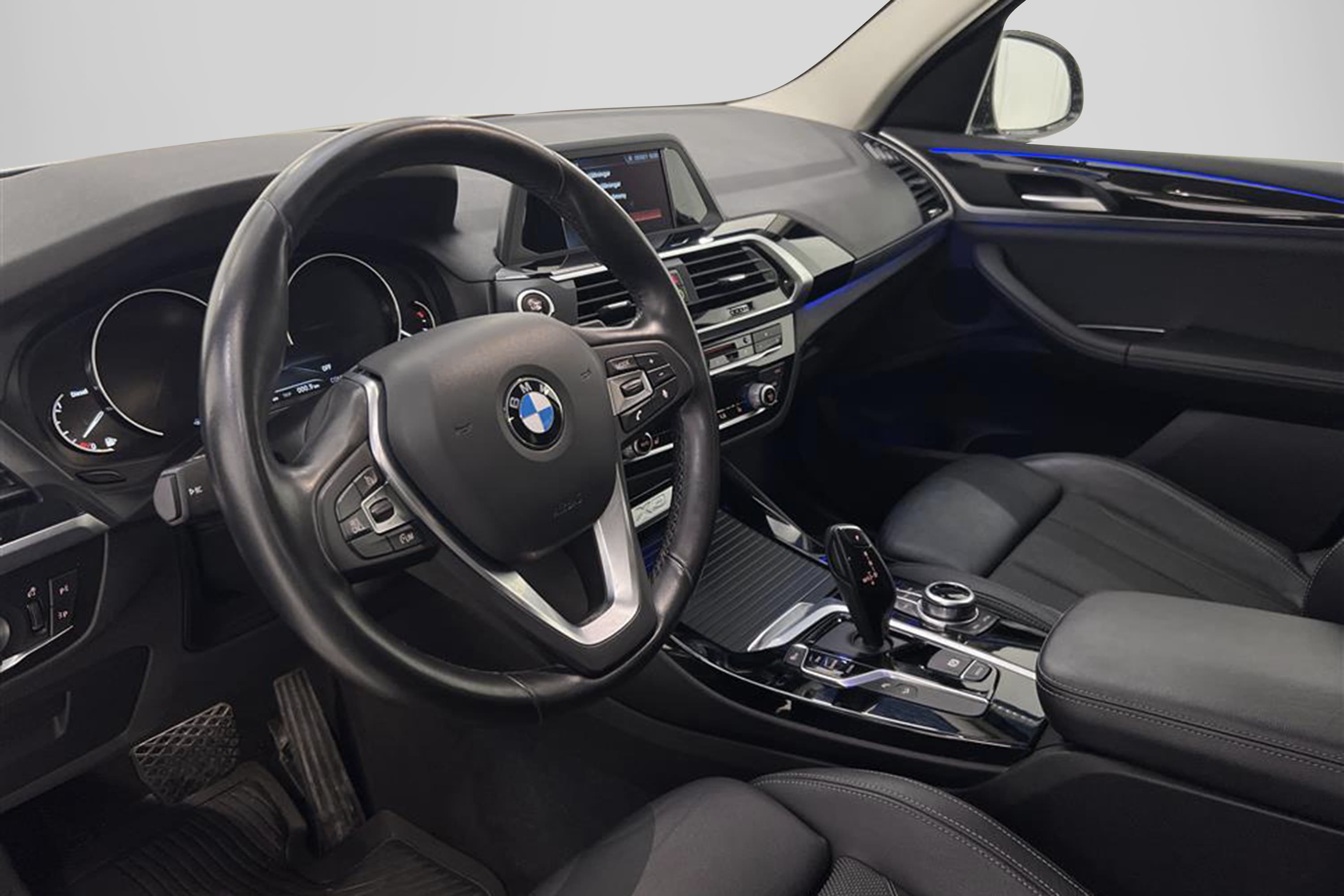 BMW X3 xDrive20d 190hk X-Line Navi Halvskinn 0,48L/Milinteriör