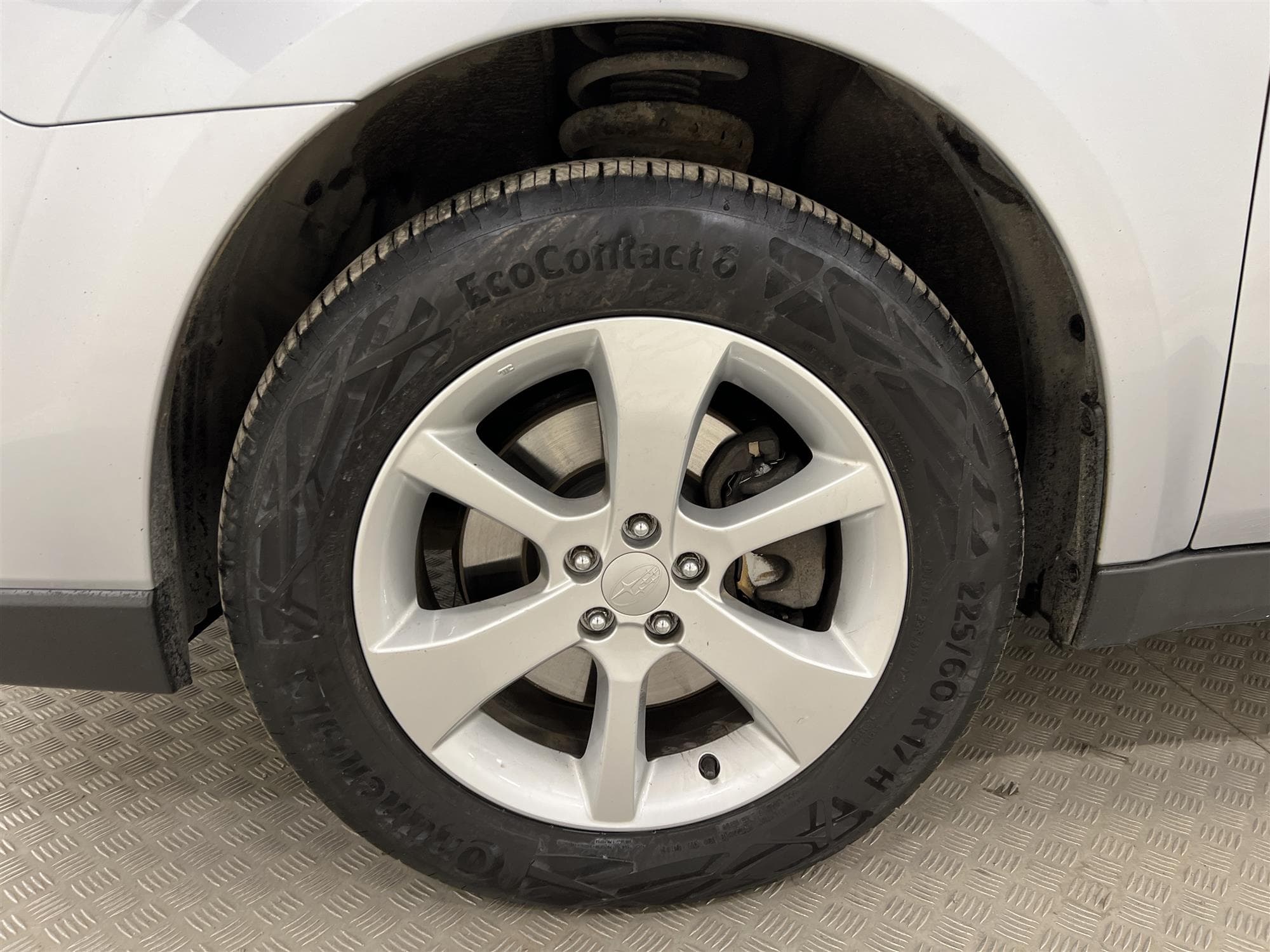 Subaru Outback 2.0 4WD 150hk M&K Värmare Drag P-Sensorer