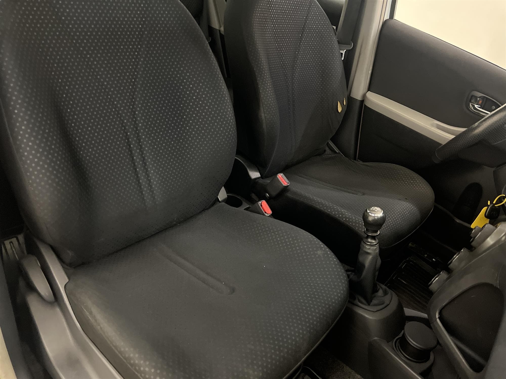Toyota Yaris 1.33 VVT-i 99hk 558kr Skatt Nyservad 0,46L/mil