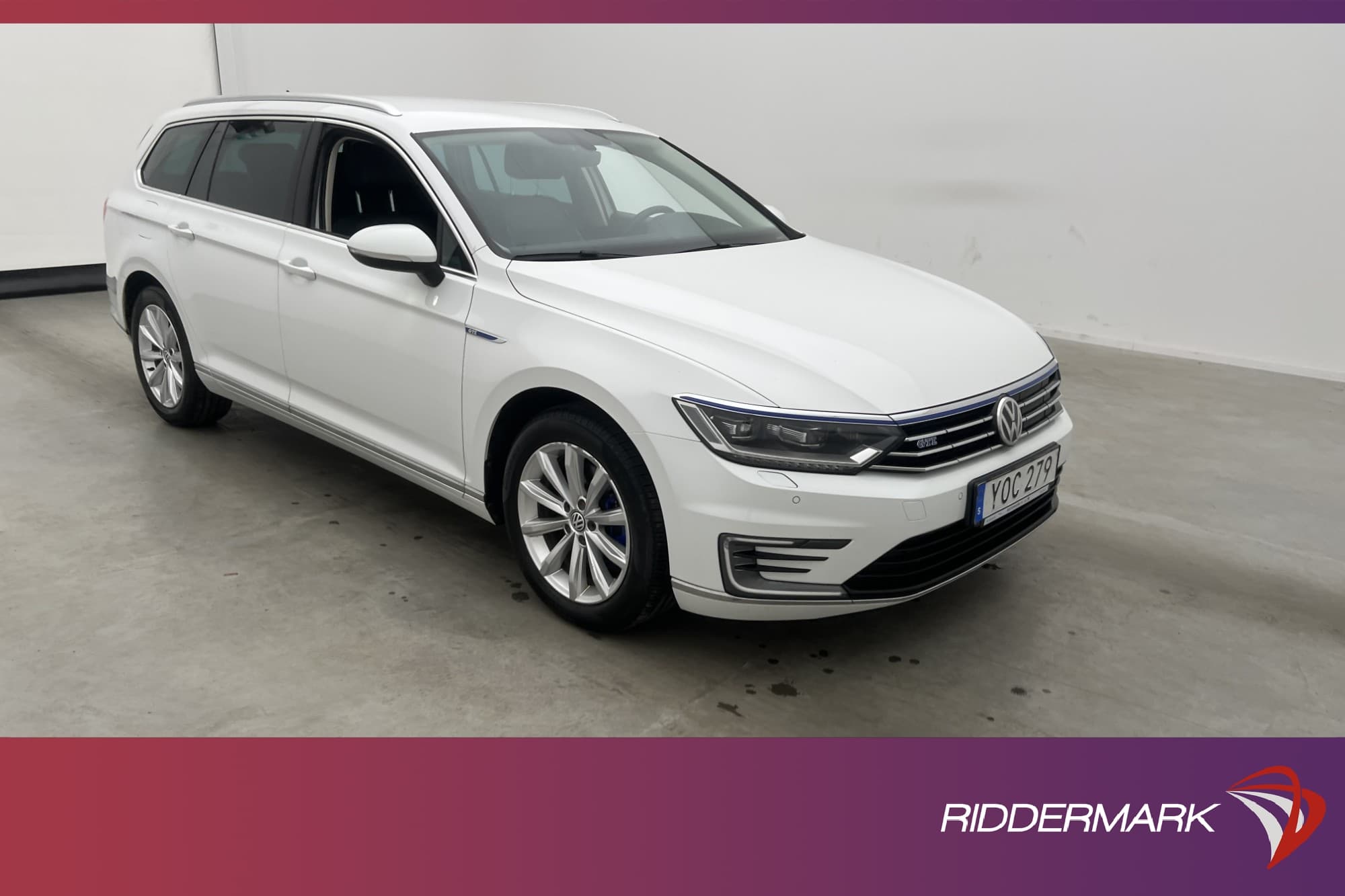 Volkswagen Passat GTE 218hk