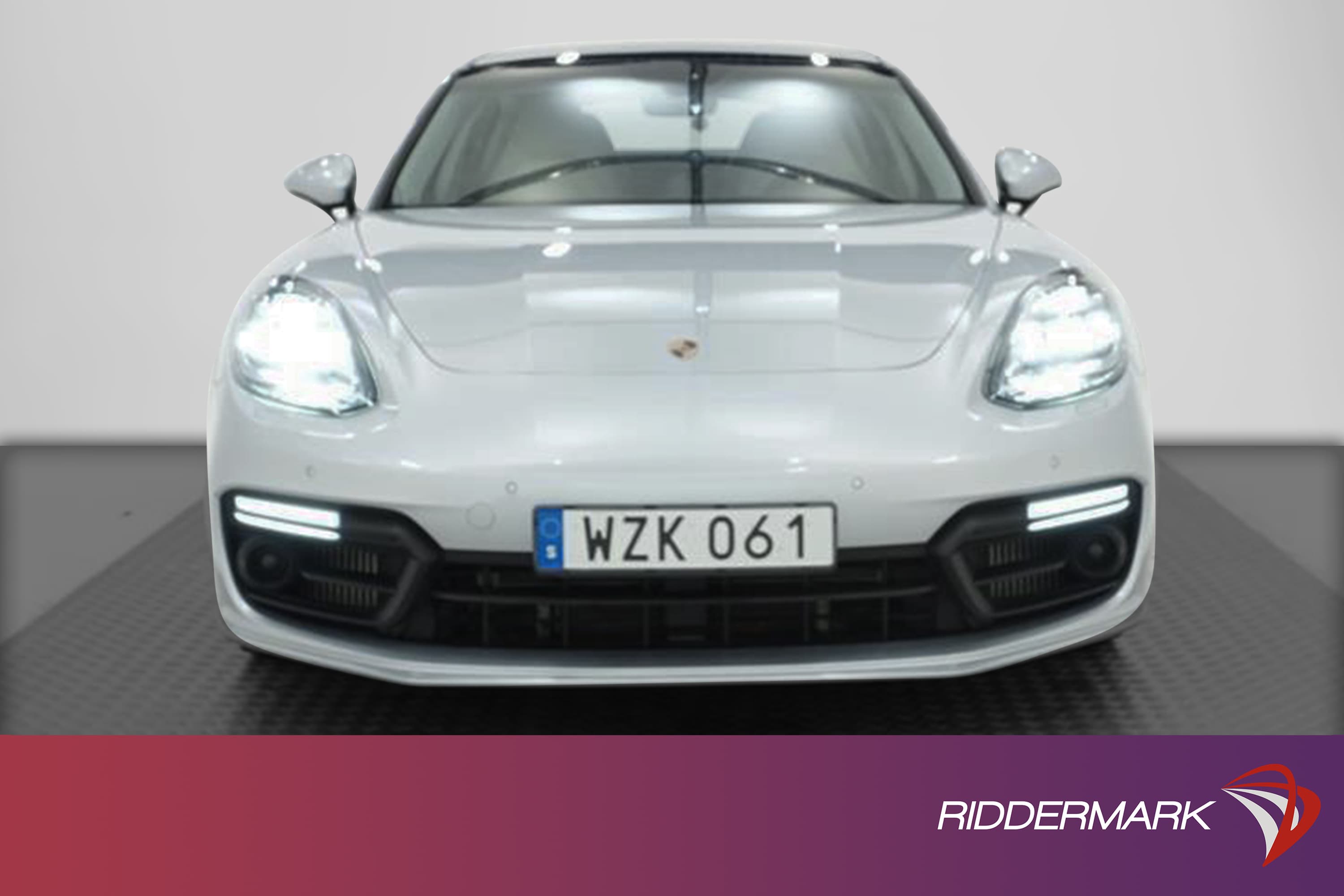 Porsche Panamera 4 E-hybrid 462hk