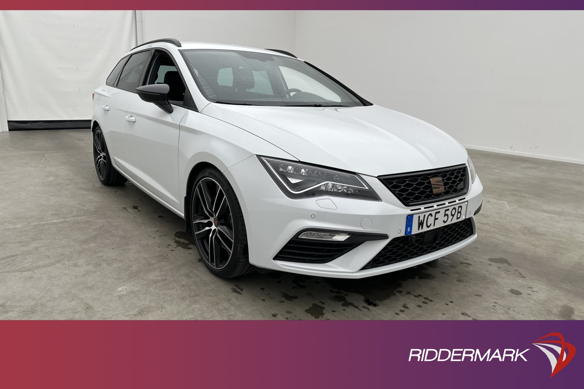 SEAT Leon Cupra ST 4D 300hk