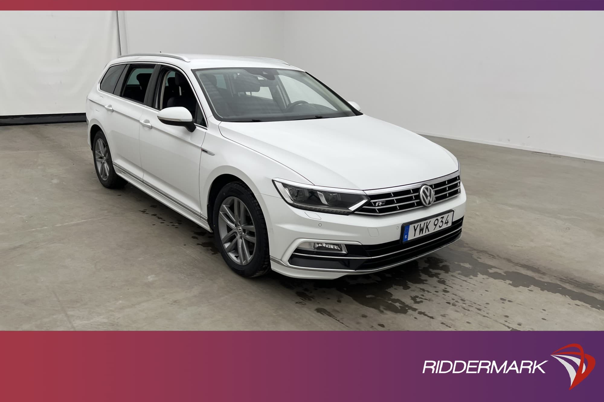 Volkswagen Passat 2.0 TDI 4M 190hk R Line Cockpit DVärm Drag