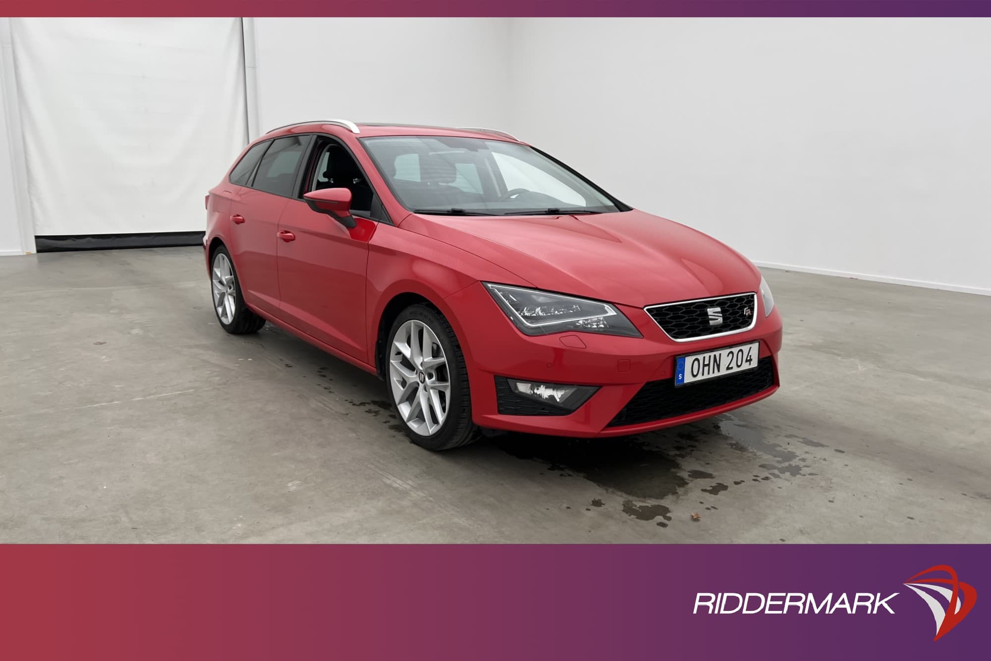 SEAT Leon ST 1.4 TSI 150hk FR Panorama Kamera Halvskinn Drag