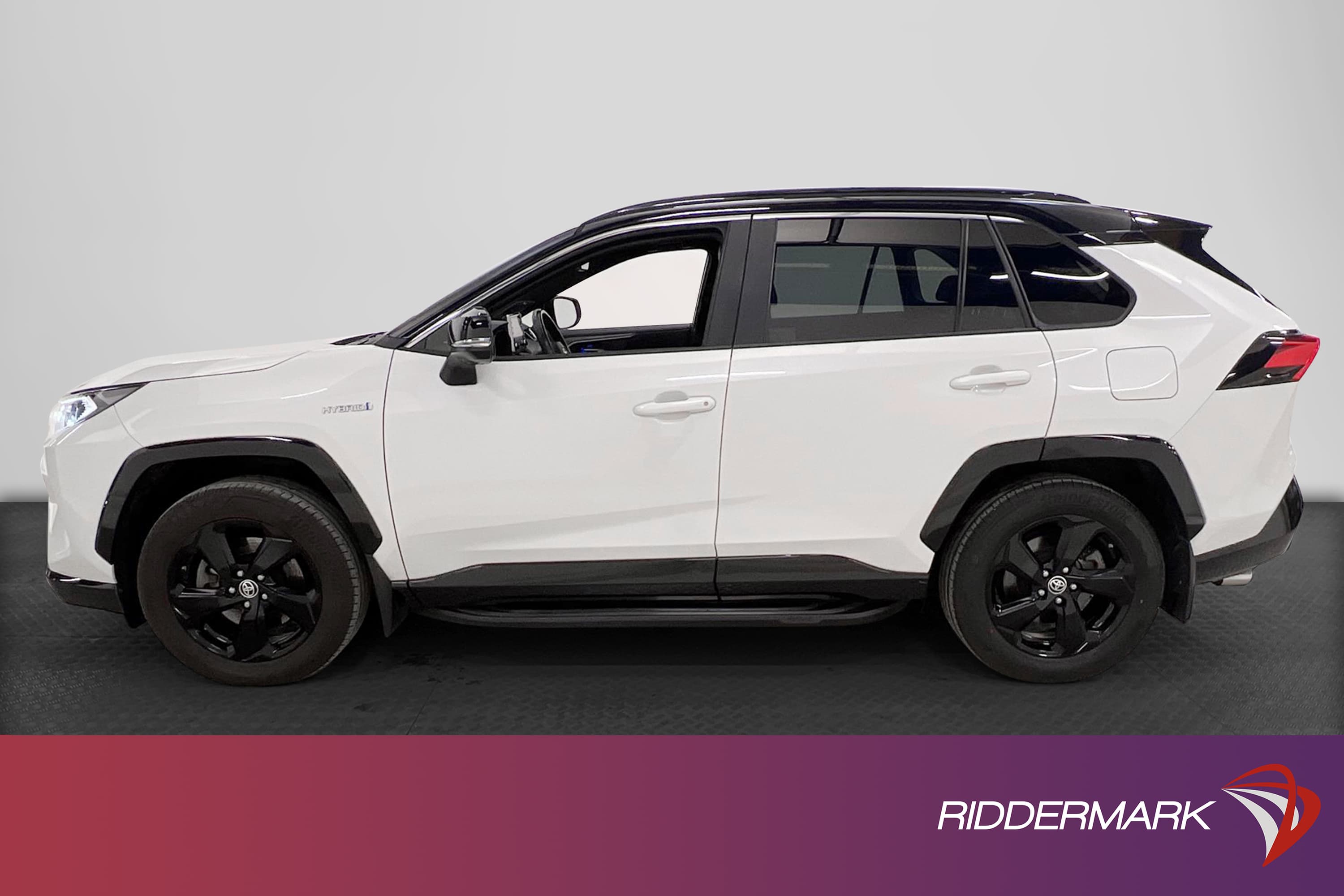 Toyota RAV4 Hybrid AWD 222hk