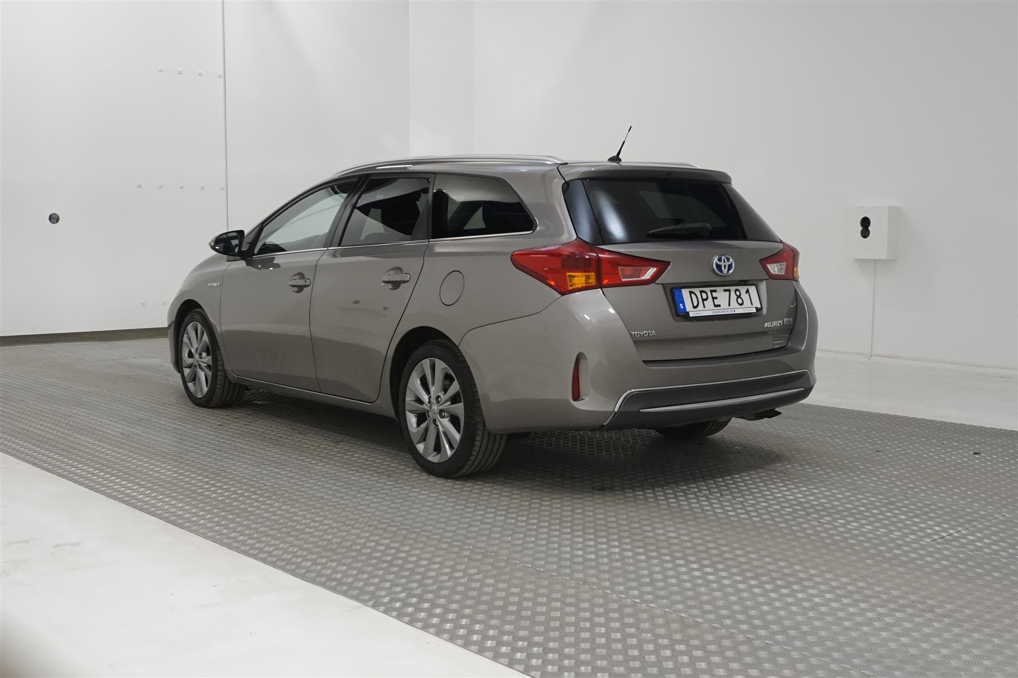 Toyota Auris  Hybrid e-CVT 136hk B-Kam 0,40L/mil
