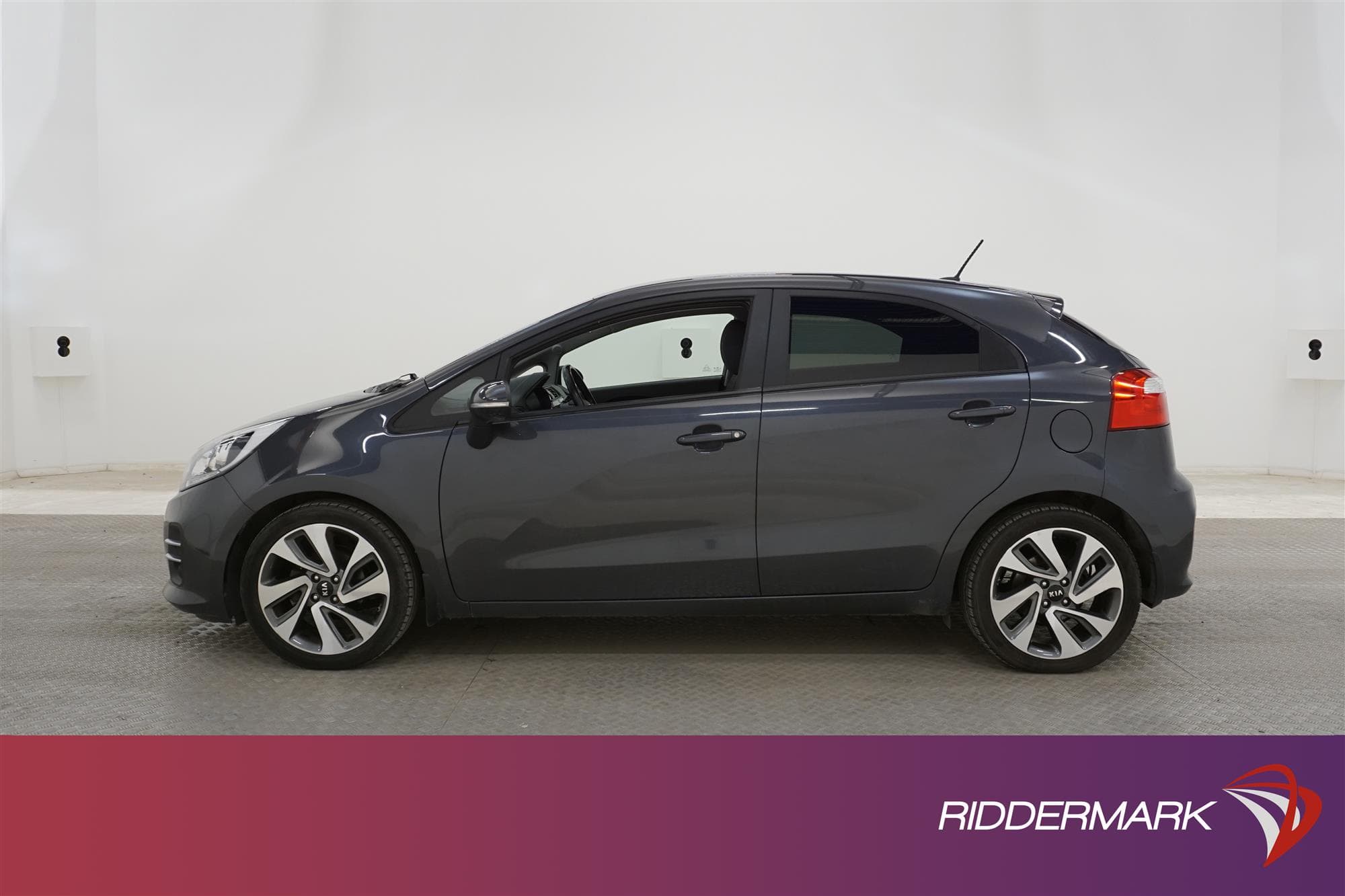Kia Rio 1.2 84hk  B-kamera Rattvärme Nyservad Lågskatt