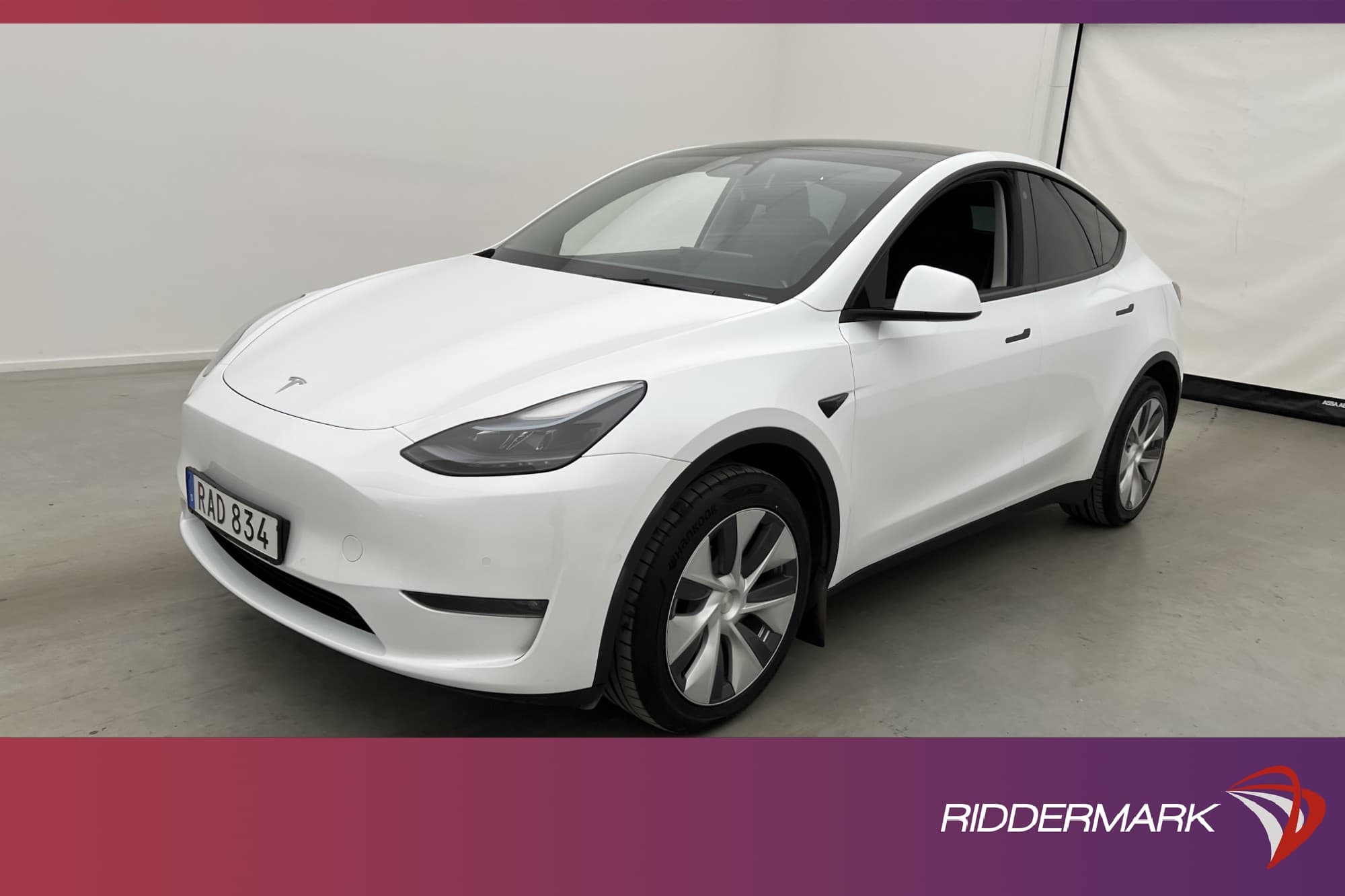 Tesla Model Y Long Range AWD