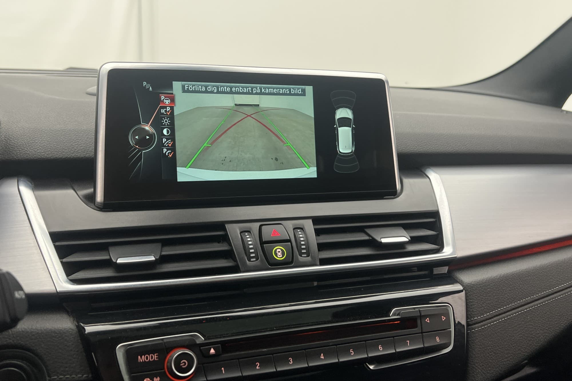 BMW 225 xe Active Tourer Sport line Pano H/K HUD Kamera Navi