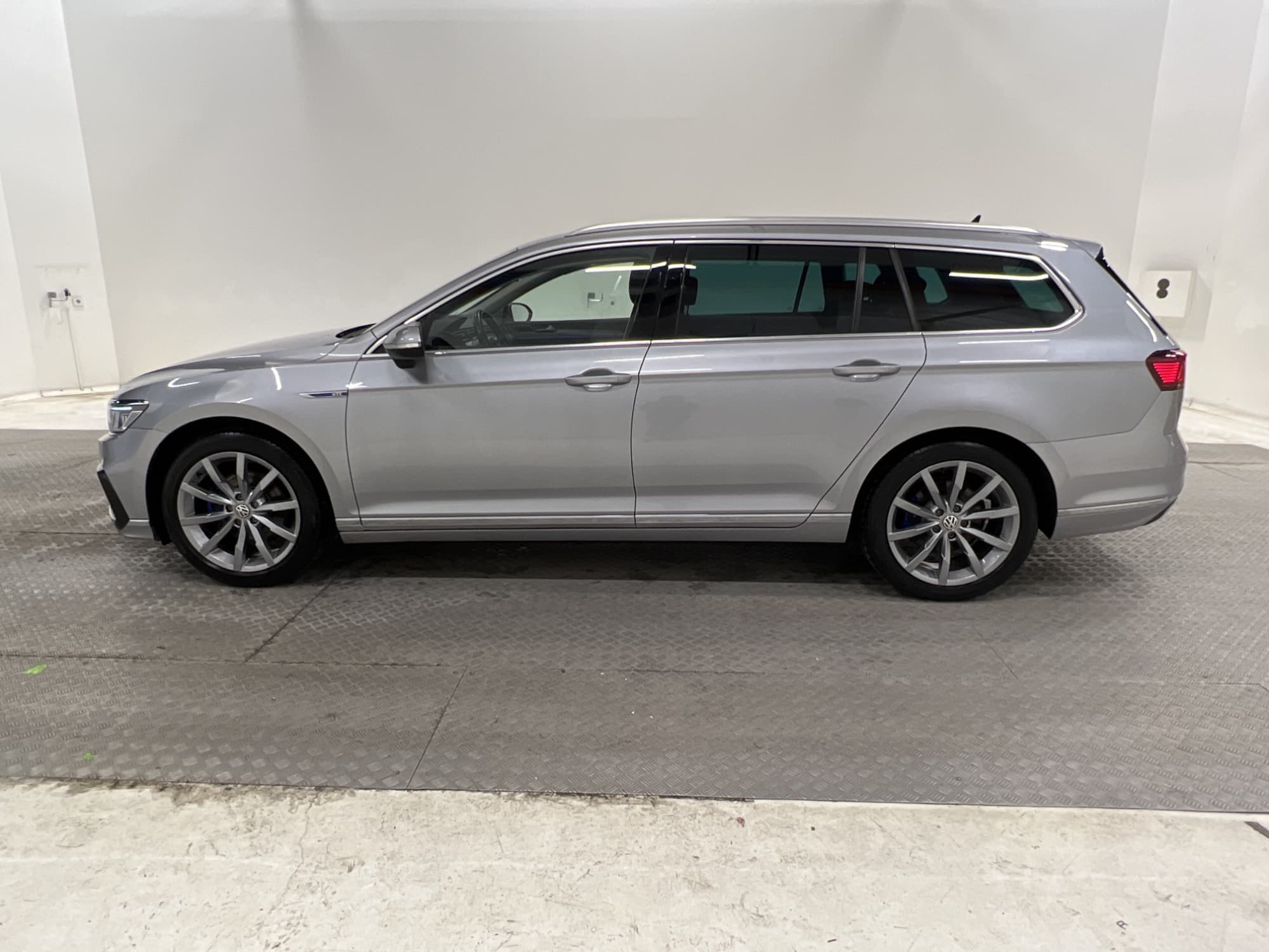 Volkswagen Passat GTE 218hk
