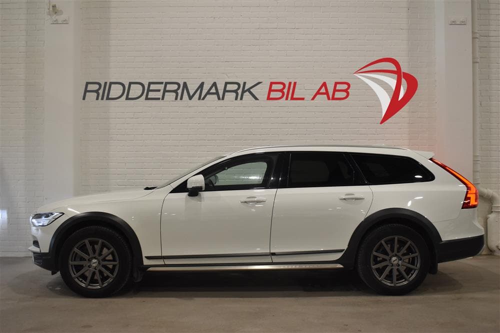 Volvo V90 Cross Country D4 AWD 