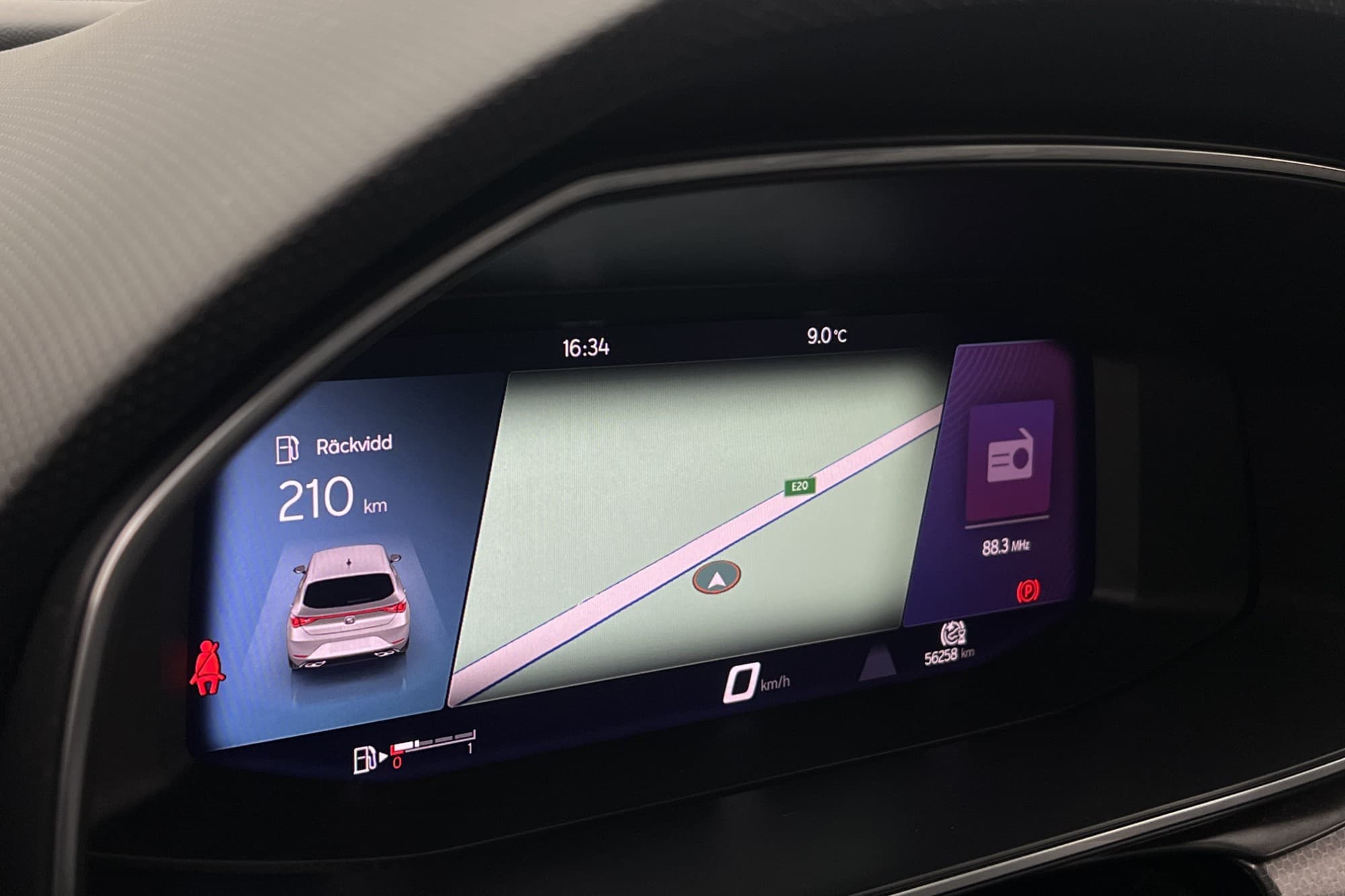 SEAT Leon 1.0 TSI 110hk Style Navi Cockpit Sensorer Rattvärm