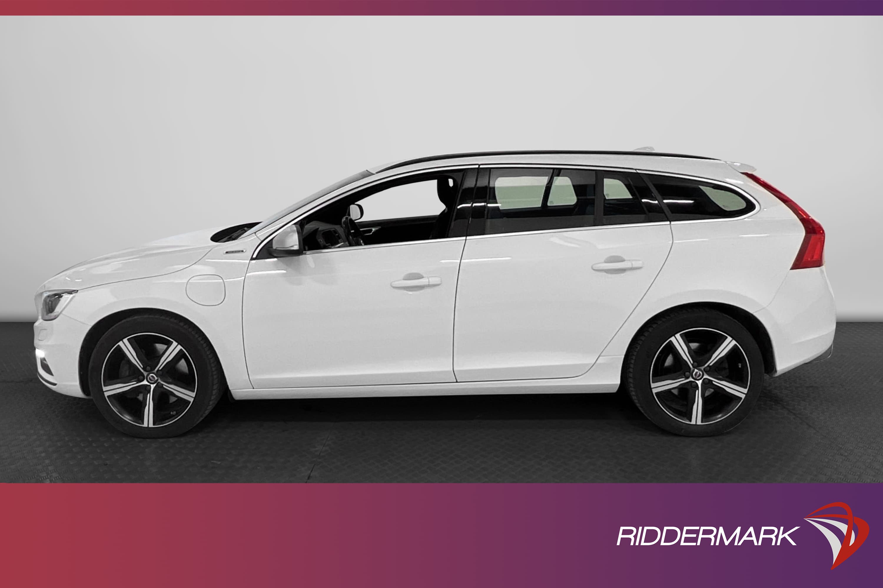 Volvo V60 D5 Plug-in Hybrid AWD 231hk