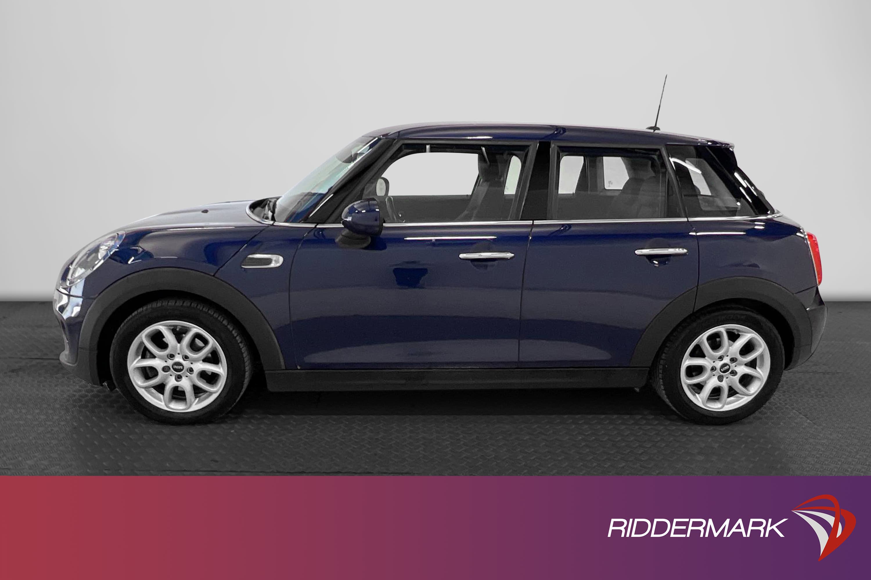 MINI Cooper 136hk 360kr Skatt