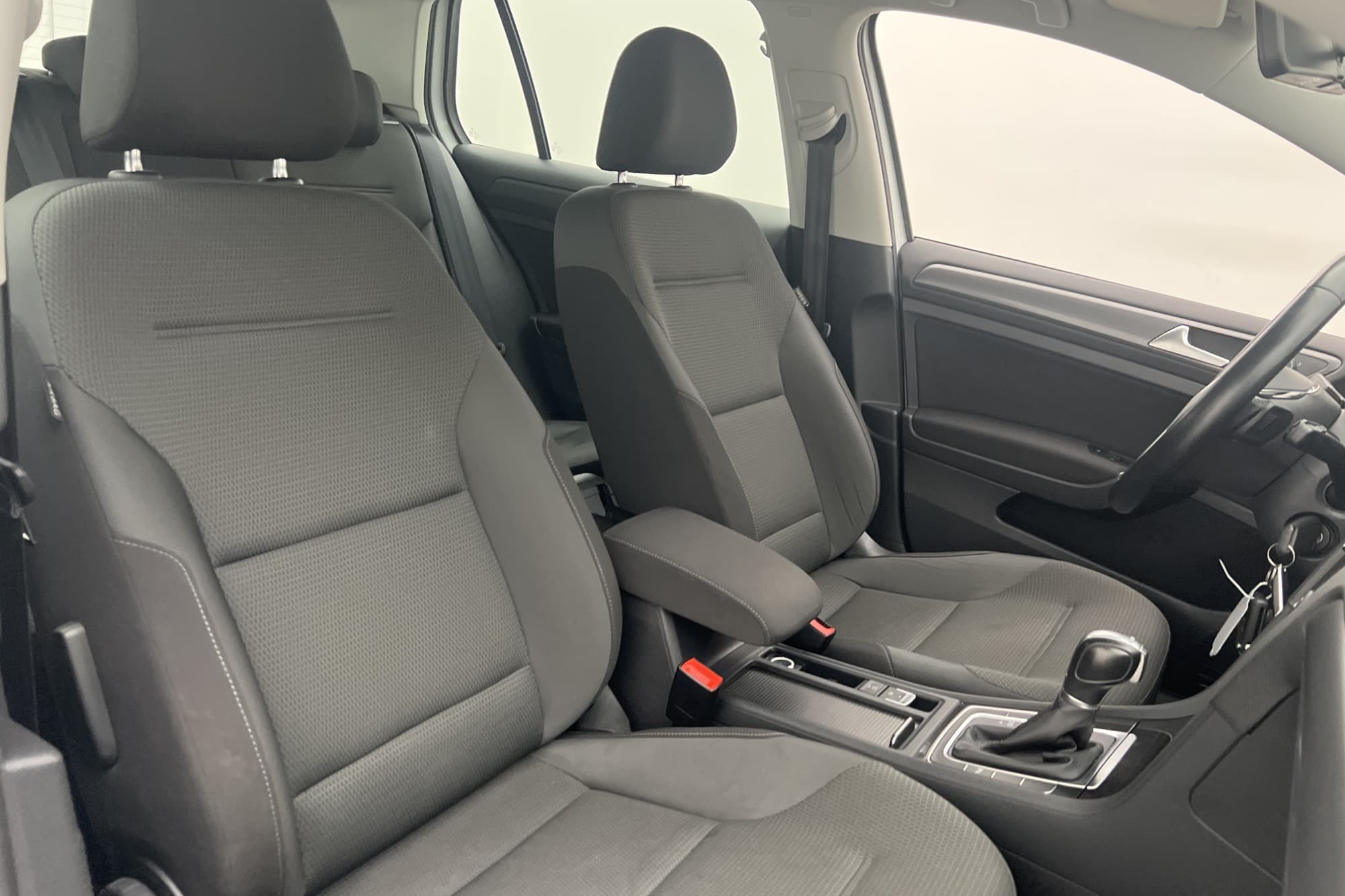 Volkswagen Golf TDI 116hk Style P-Värm Sensorer CarPlay MOMS