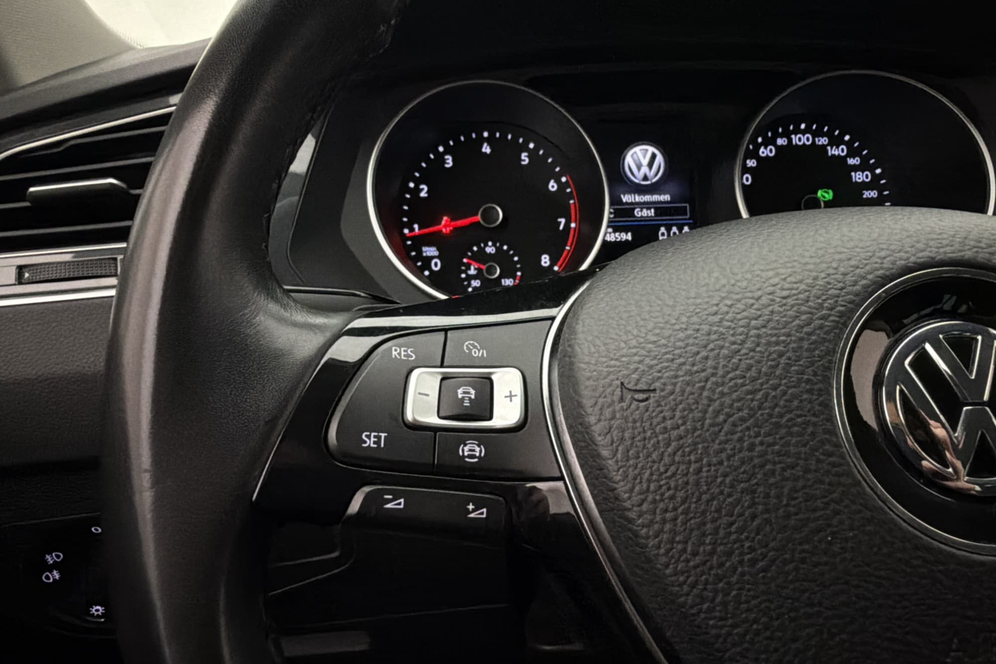 Volkswagen Tiguan 2.0 TSI 4M Värmare Adapt-fart CarPlay MOMS