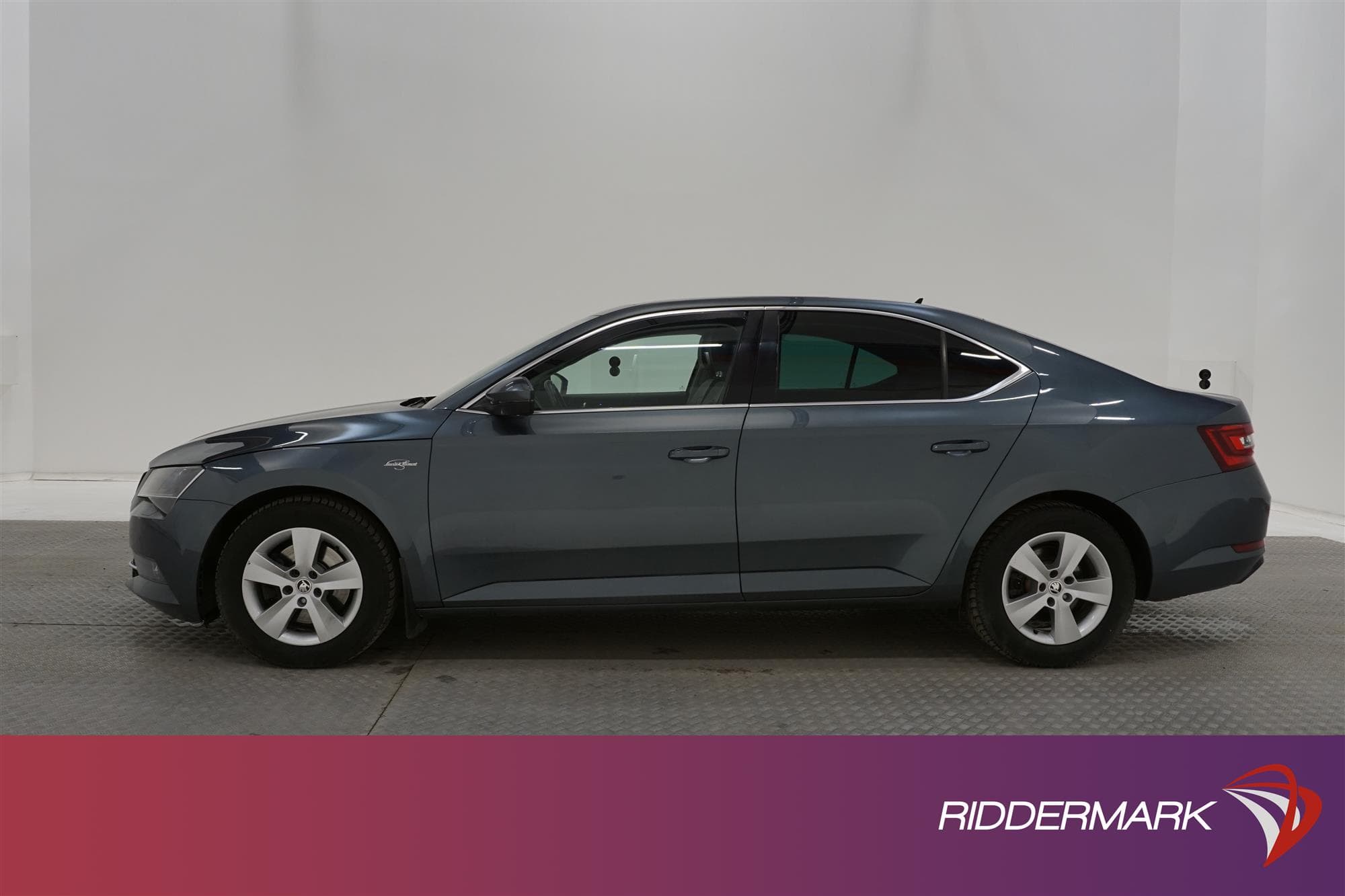 Skoda Superb 190hk