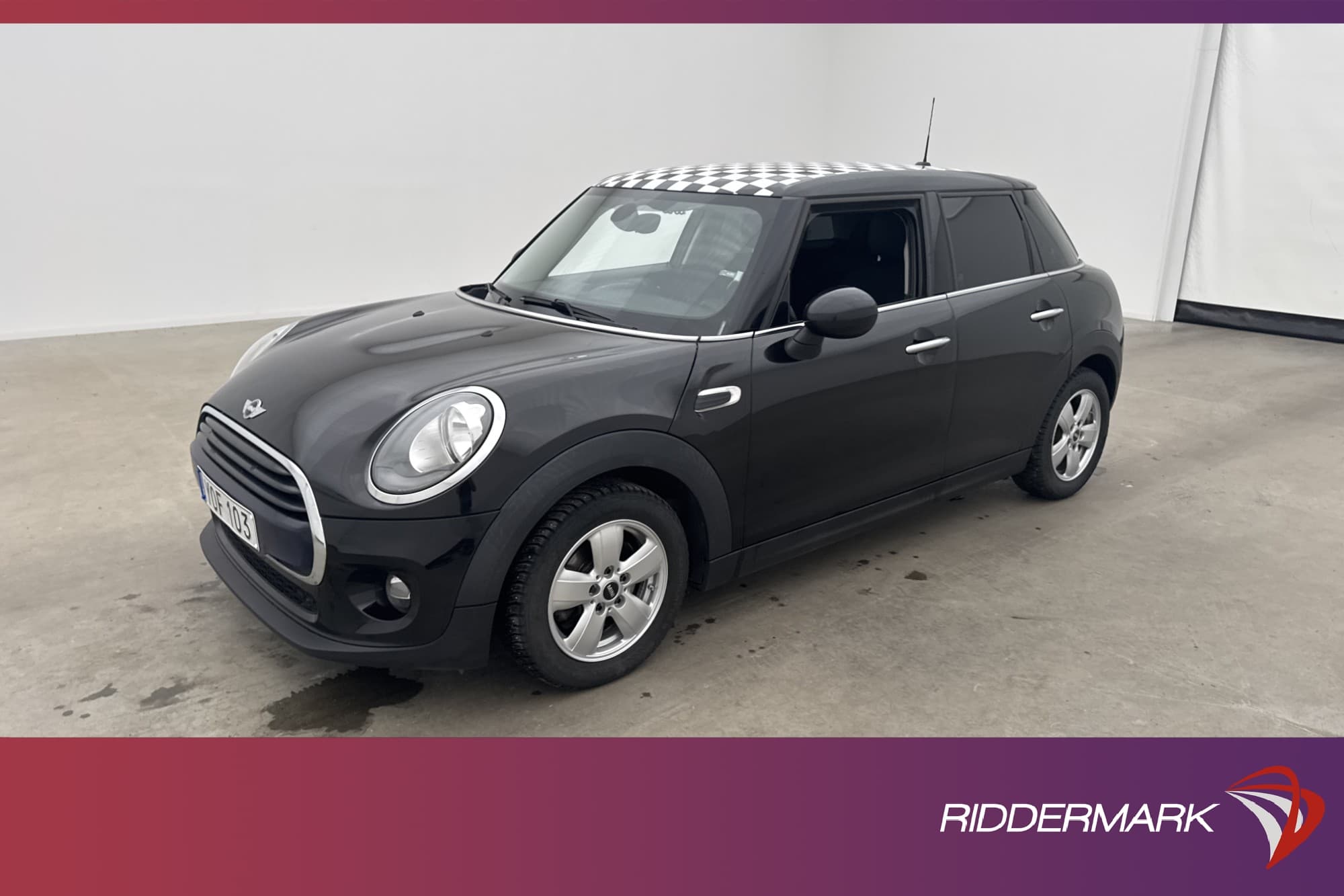 MINI Cooper 5-dörrars Pepper Excitement Sensorer Farthållare