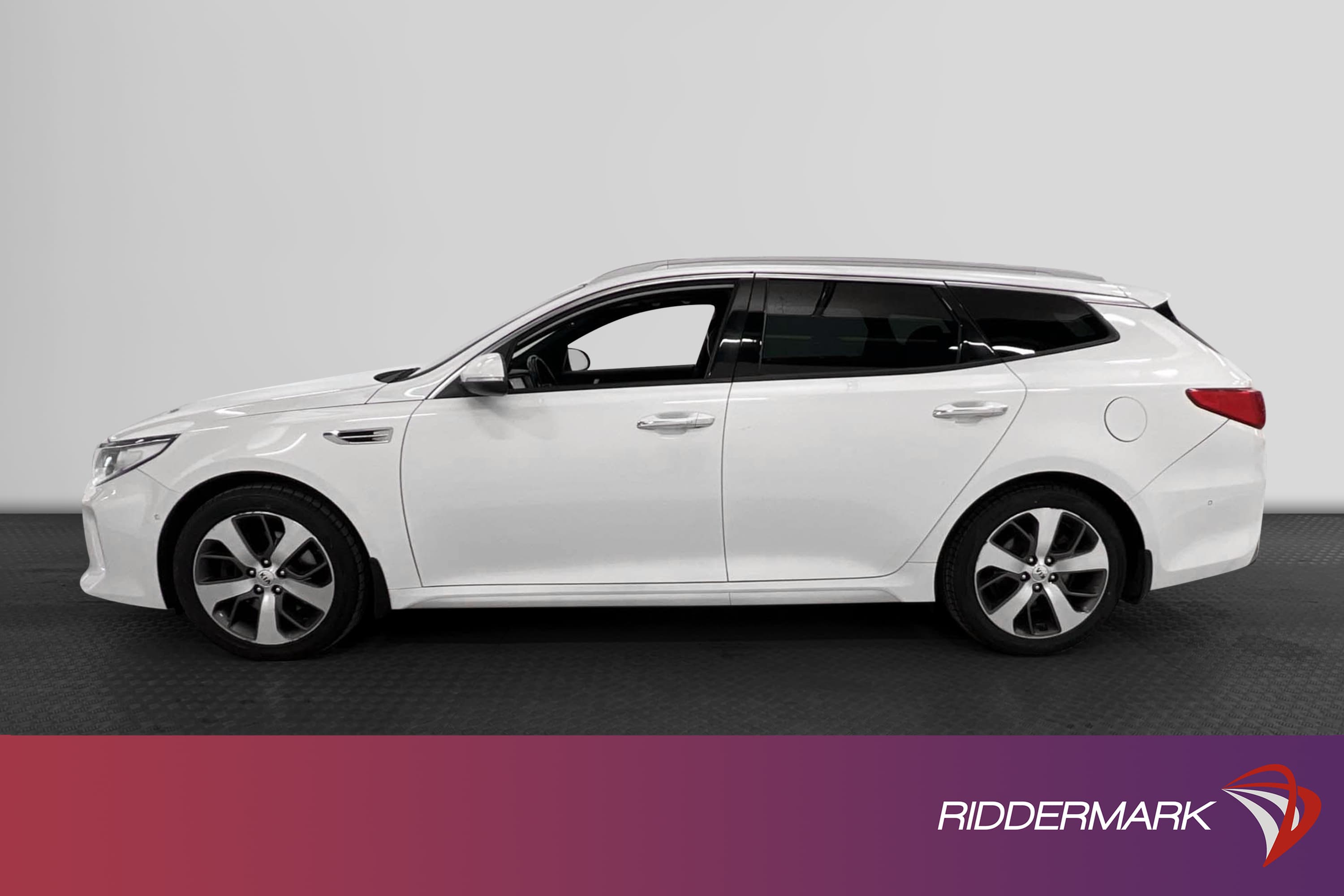 Kia Optima 1.7 VGT 141hk
