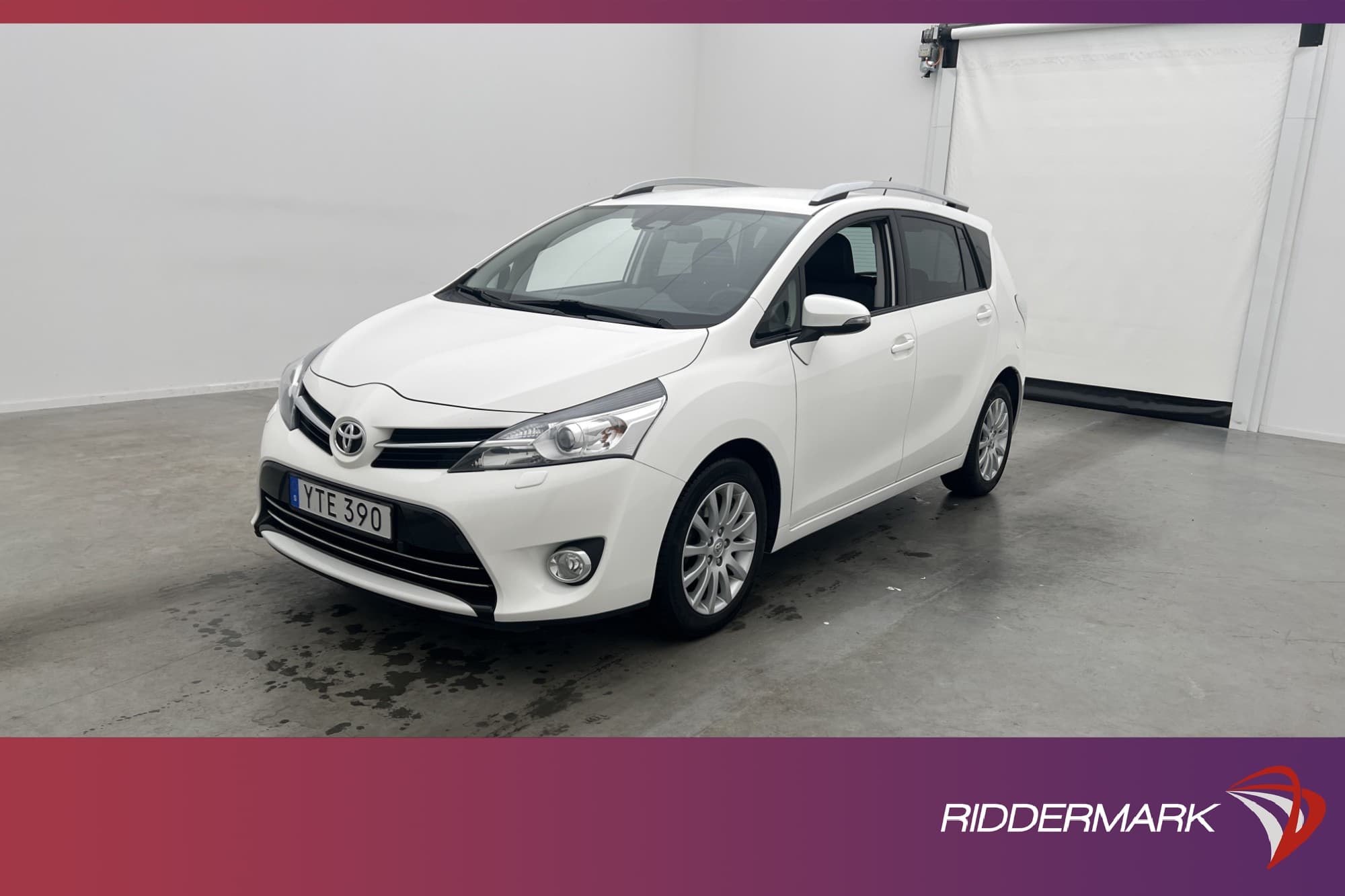 Toyota Verso 147hk